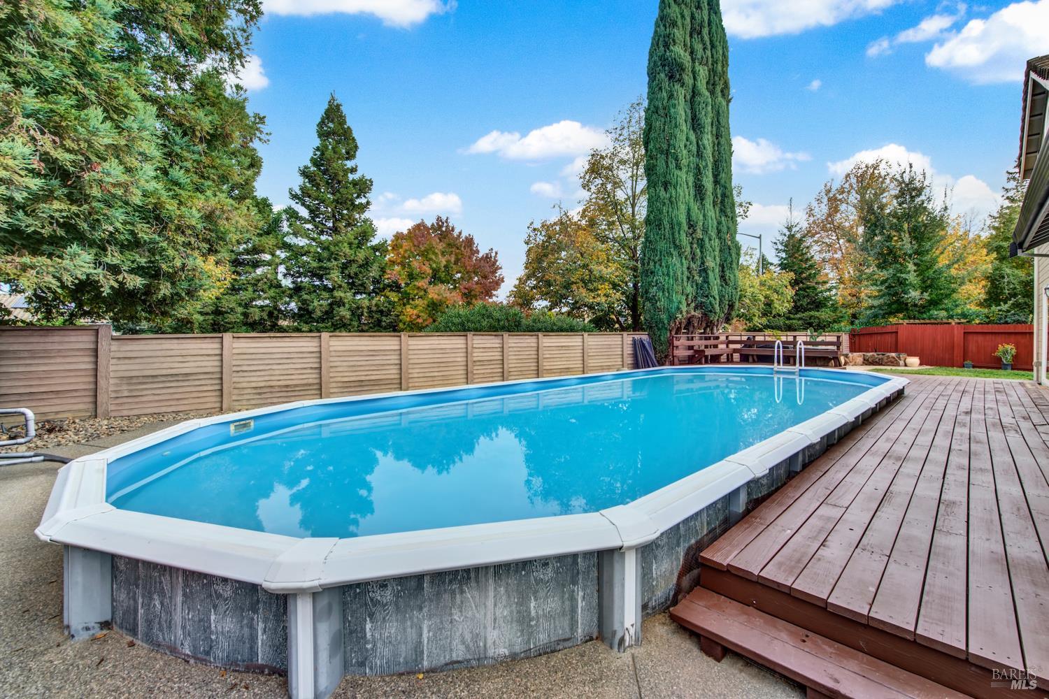 Dixon, California, 95620, United States, 5 Bedrooms Bedrooms, ,3 BathroomsBathrooms,Residential,For Sale,1992877