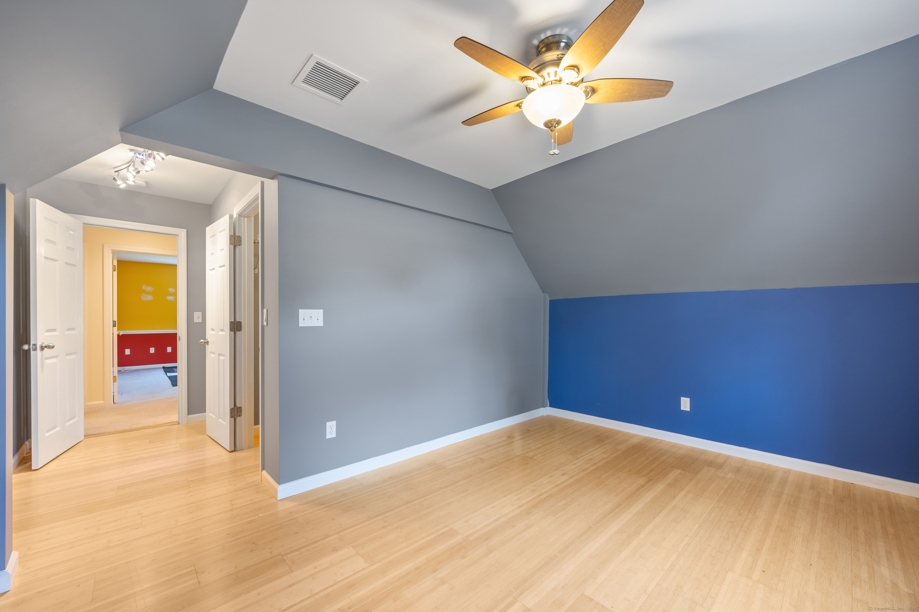 Bristol, Connecticut, 06010, United States, 3 Bedrooms Bedrooms, ,3 BathroomsBathrooms,Residential,For Sale,1804517