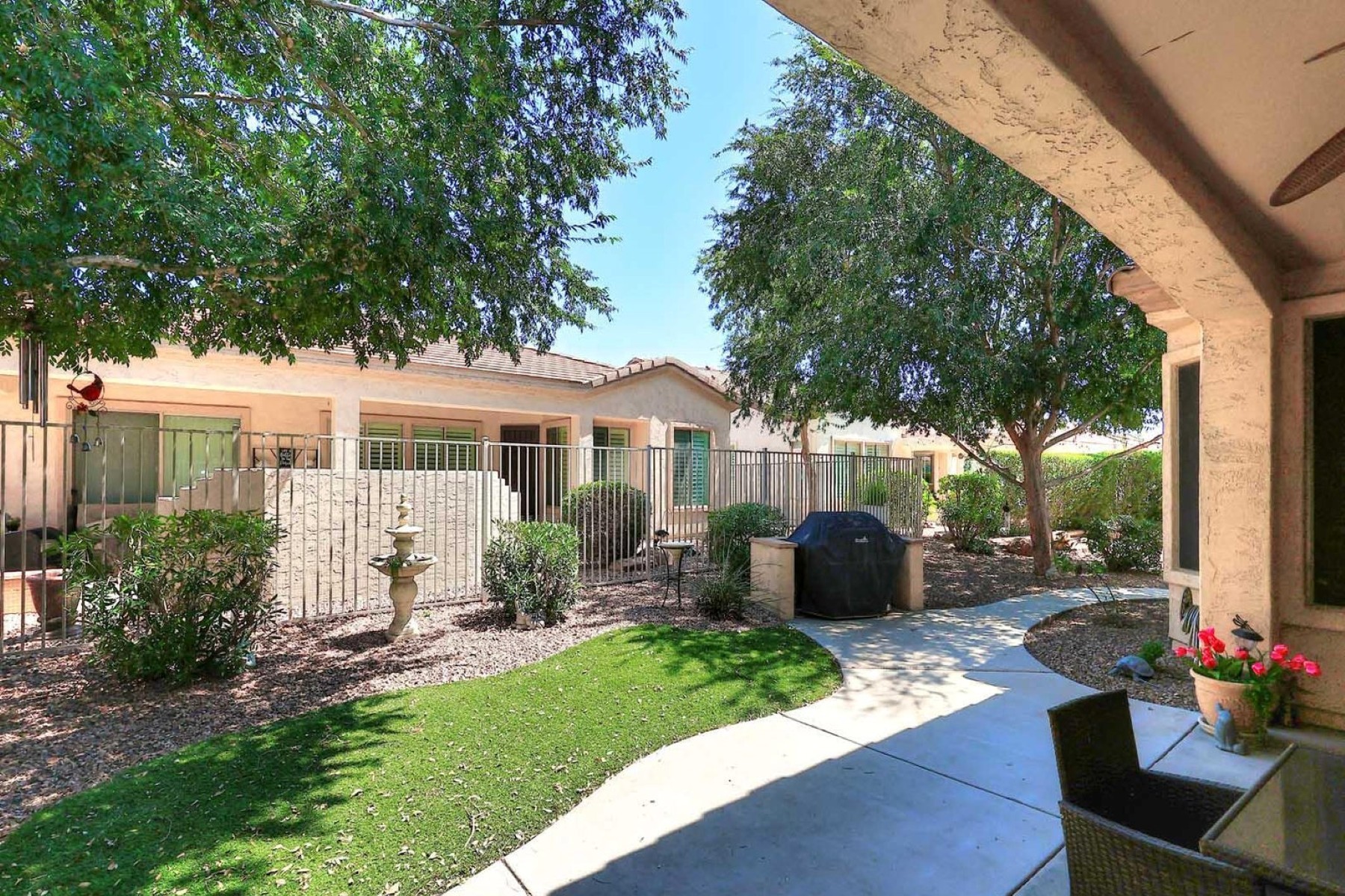  4058 E Rakestraw Lane¦Gilbert, AZ - 物件實景