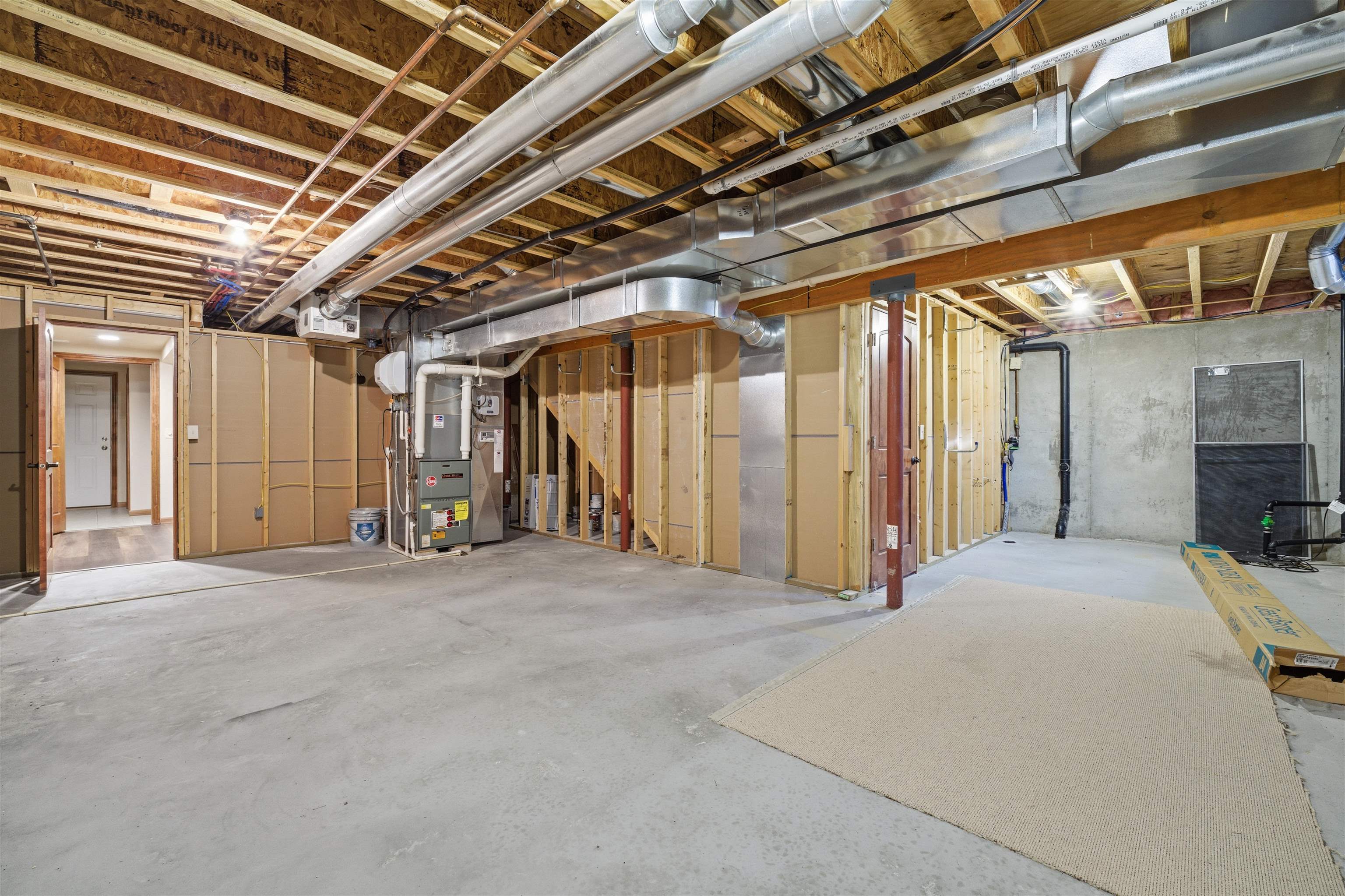 Oshkosh, Wisconsin, 54904, United States, 4 Bedrooms Bedrooms, ,4 BathroomsBathrooms,Residential,For Sale,2009649