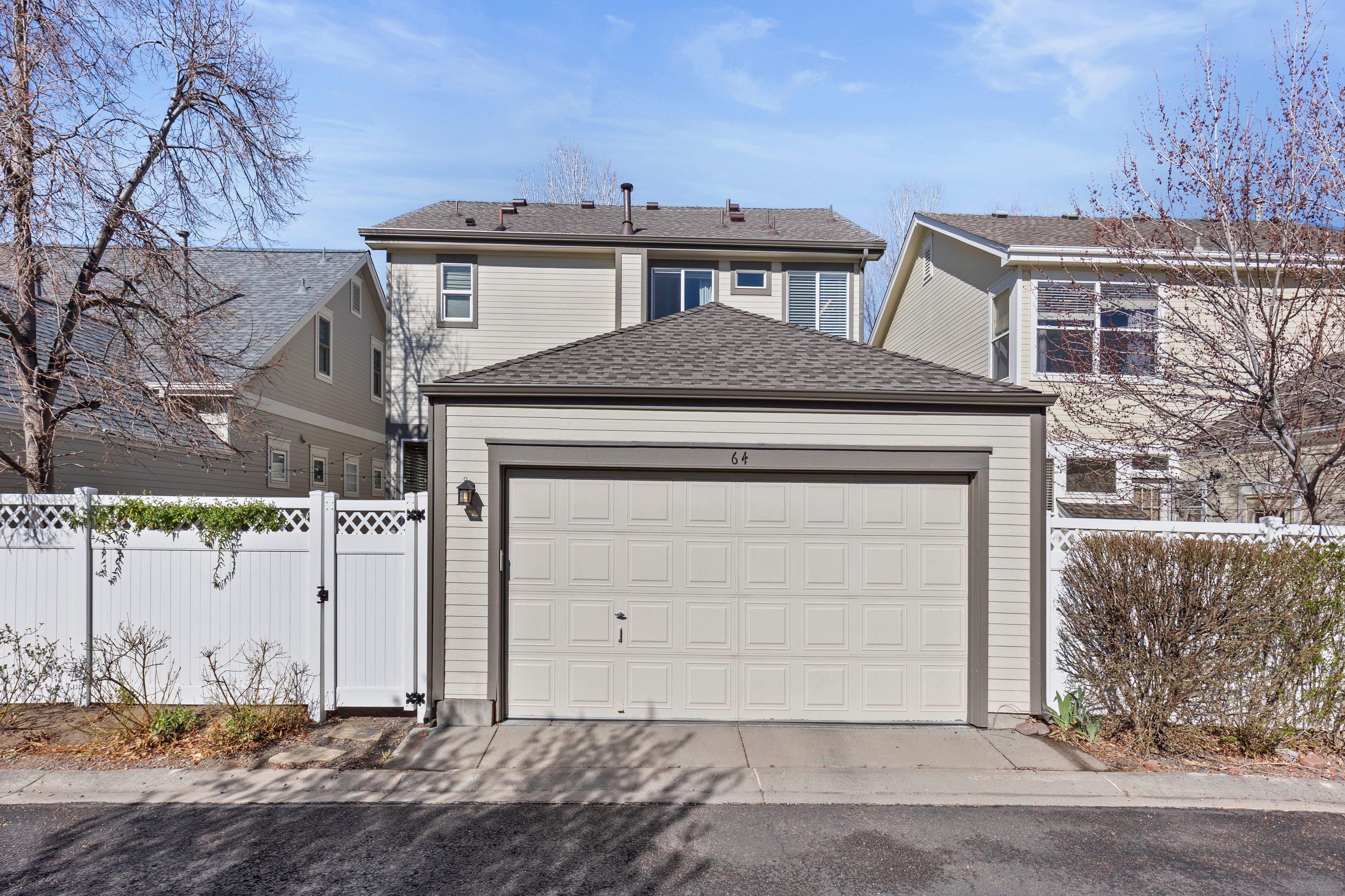  PRIME LOWRY LOCATION  UPDATED & METICULOUSLY MAINTAINED - 物件實景