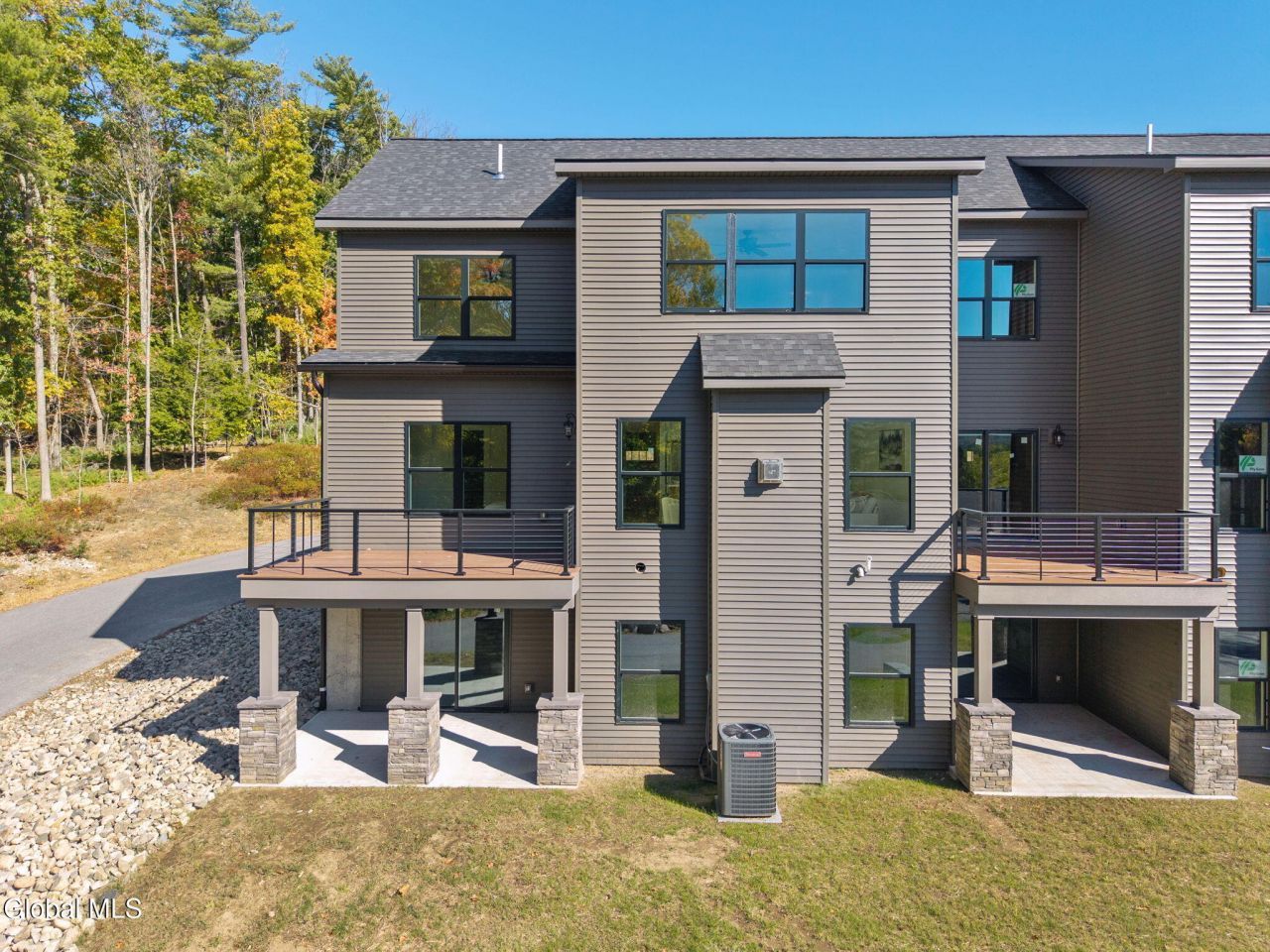 Lake George, New York, 12845, United States, 3 Bedrooms Bedrooms, ,3 BathroomsBathrooms,Residential,For Sale,1961144