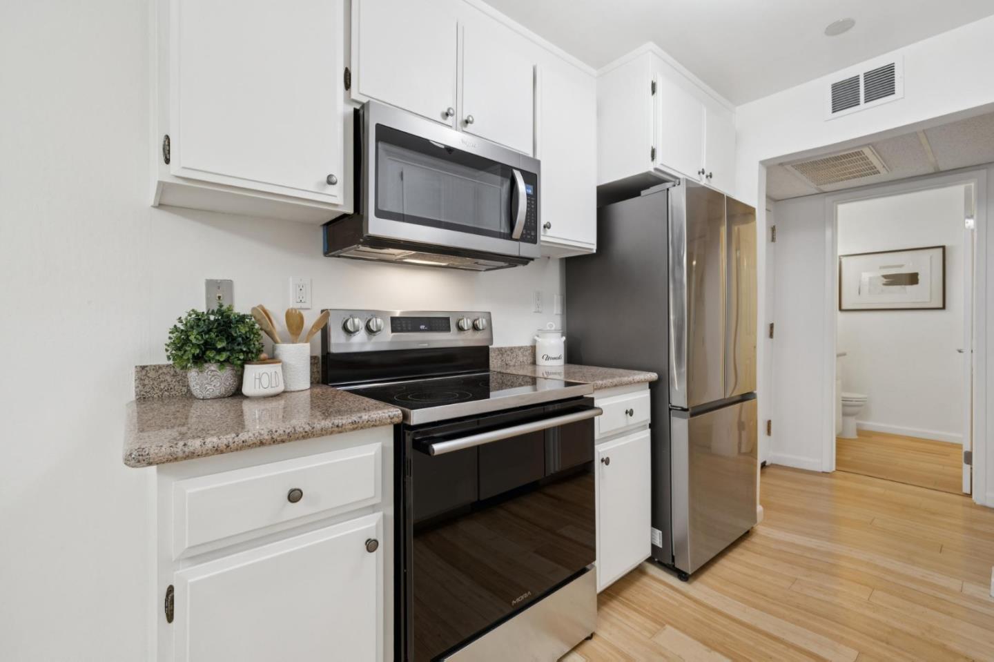 Los Altos, California, 94022, United States, 2 Bedrooms Bedrooms, ,2 BathroomsBathrooms,Residential,For Sale,1902486
