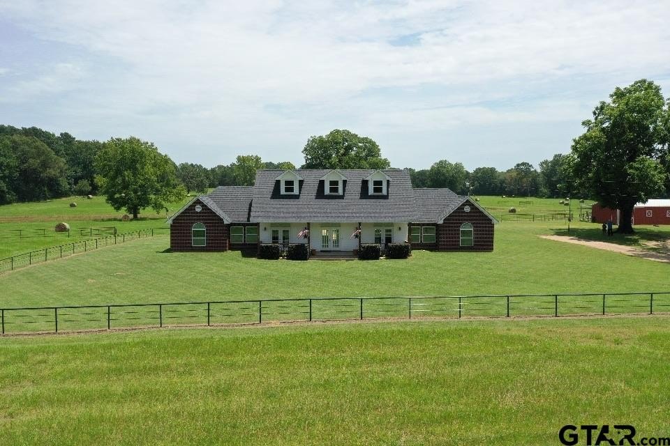 Pittsburg, Texas, 75686, United States, 4 Bedrooms Bedrooms, ,3 BathroomsBathrooms,Residential,For Sale,1900555