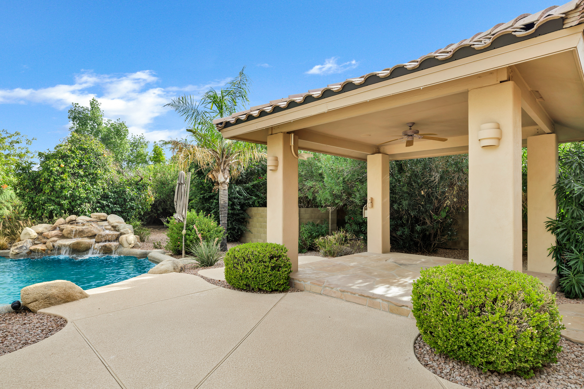 Mesa, Arizona, 85205, United States, 6 Bedrooms Bedrooms, ,3 BathroomsBathrooms,Residential,For Sale,1900615