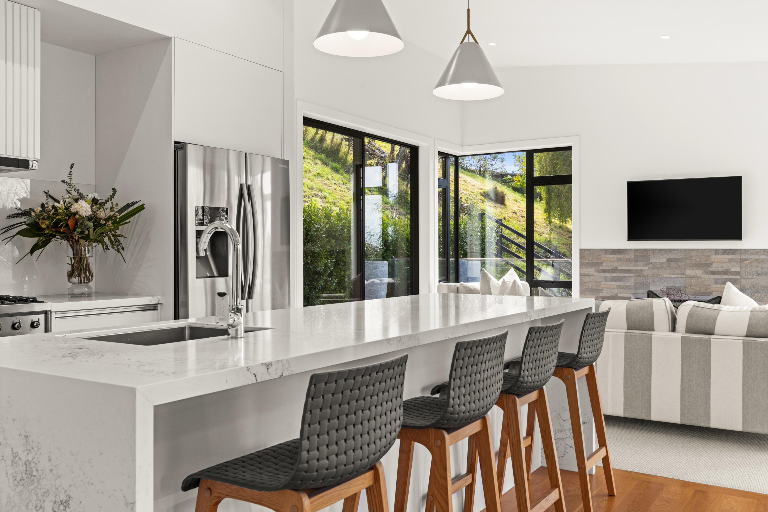  Taradale Executive Living with Apartment - 物件實景