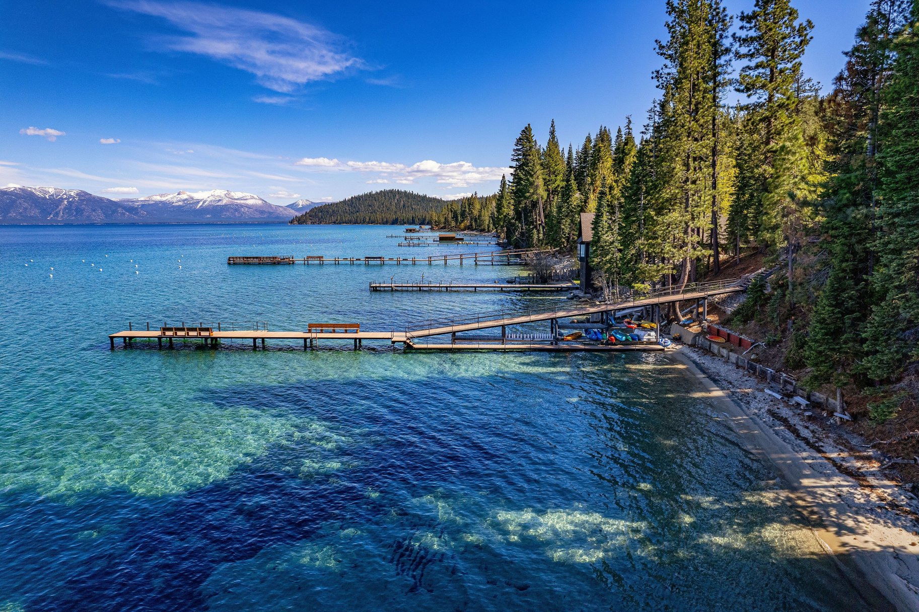  Lake Tahoe Sanctuary with HOA Pier, Beach, and Buoy Field - 物件實景