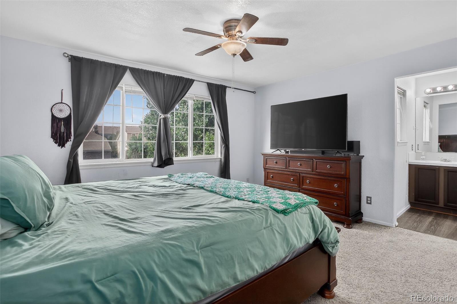 Aurora, Colorado, 80018, United States, 3 Bedrooms Bedrooms, ,3 BathroomsBathrooms,Residential,For Sale,1903575