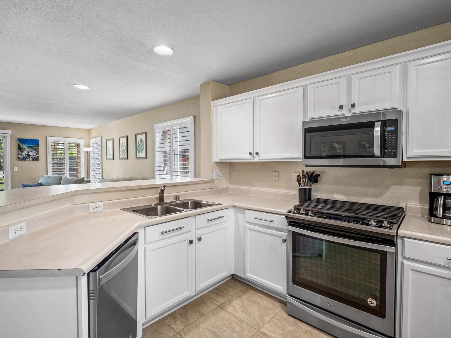 Mather, California, 95655, United States, 3 Bedrooms Bedrooms, ,2 BathroomsBathrooms,Residential,For Sale,1930523