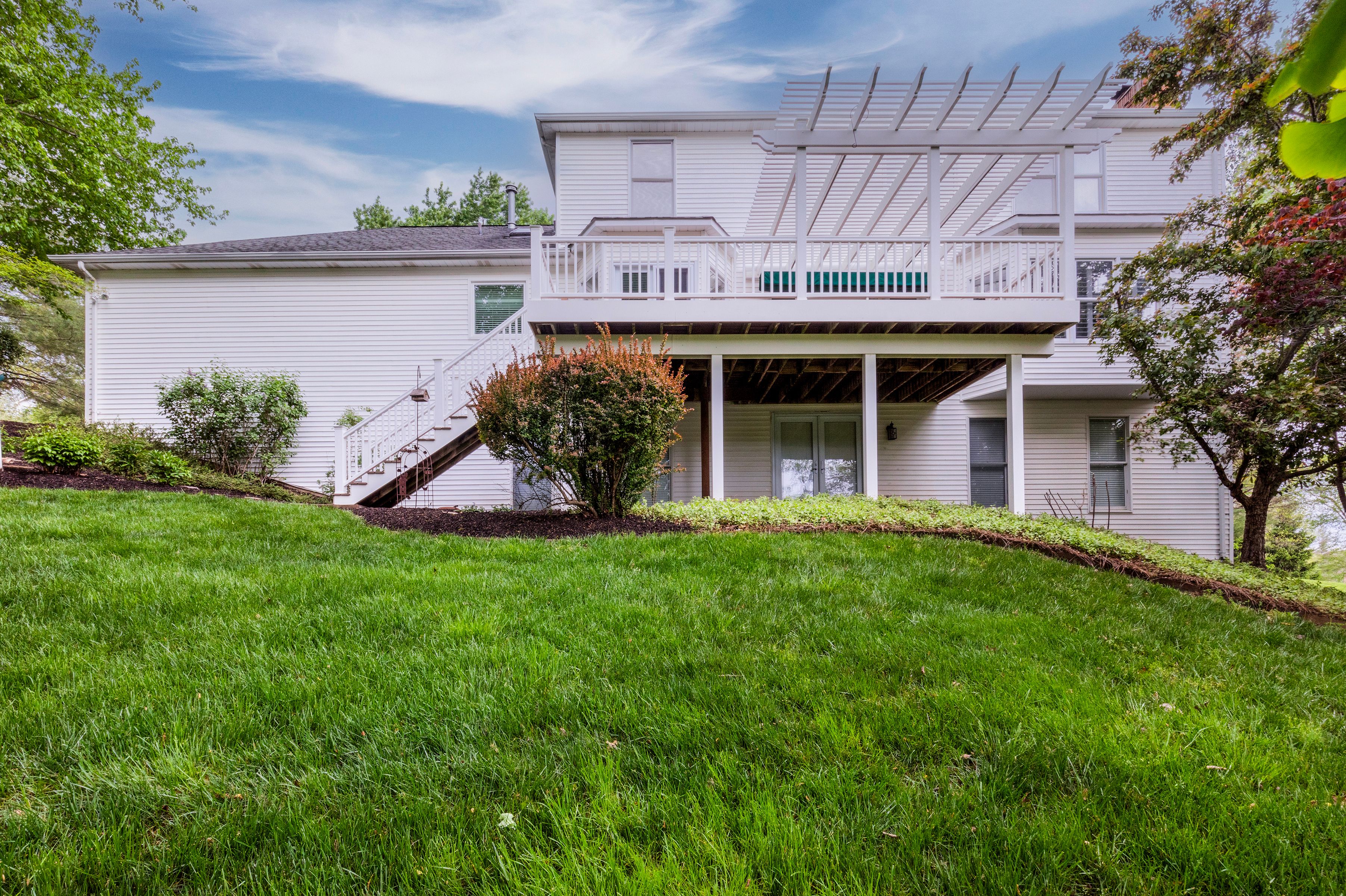  Luxurious Estate with Stunning Features and Prime Location - 物件實景