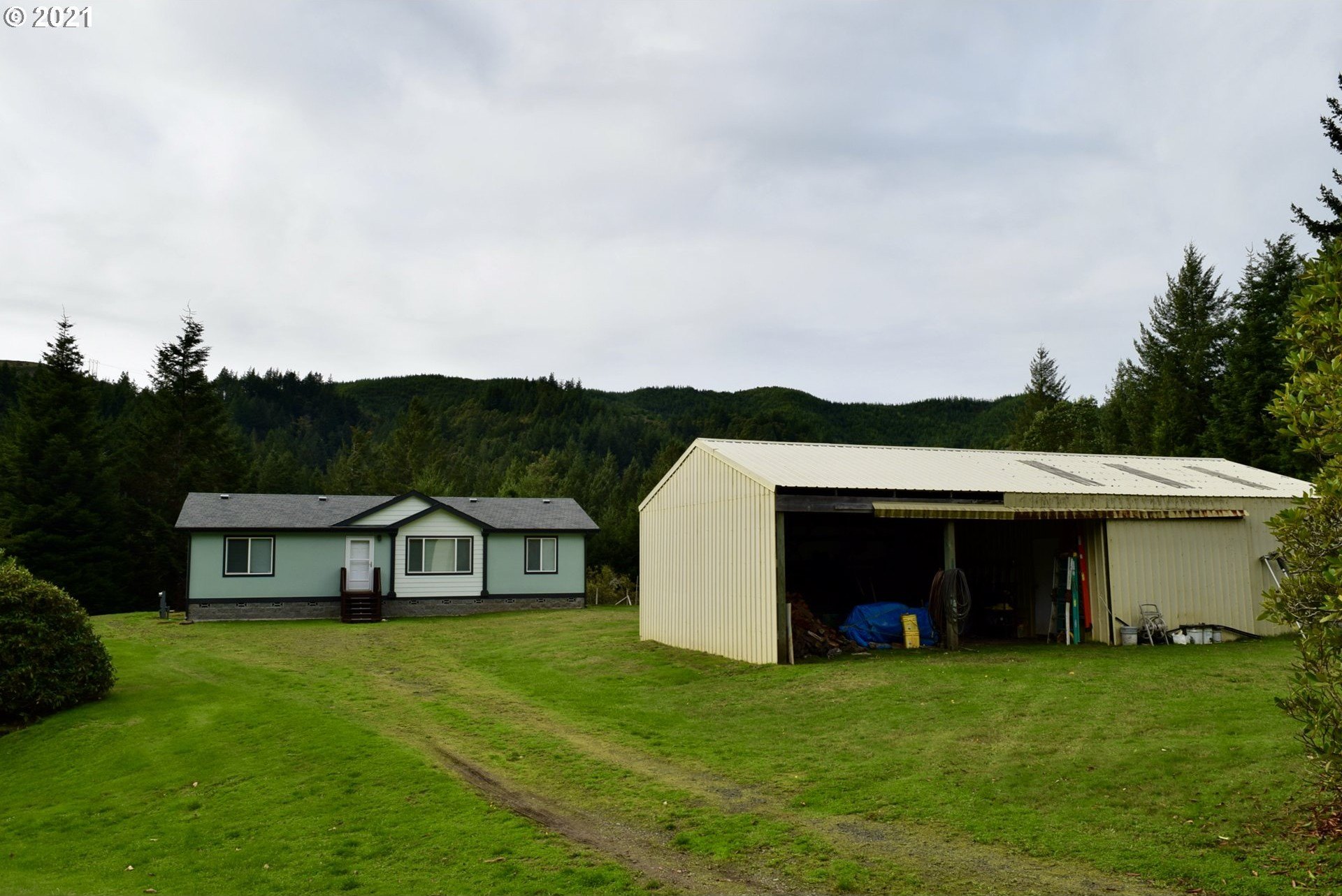 GoldBeach, Oregon, 97444, United States, 3 Bedrooms Bedrooms, ,1 BathroomBathrooms,Residential,For Sale,2009283