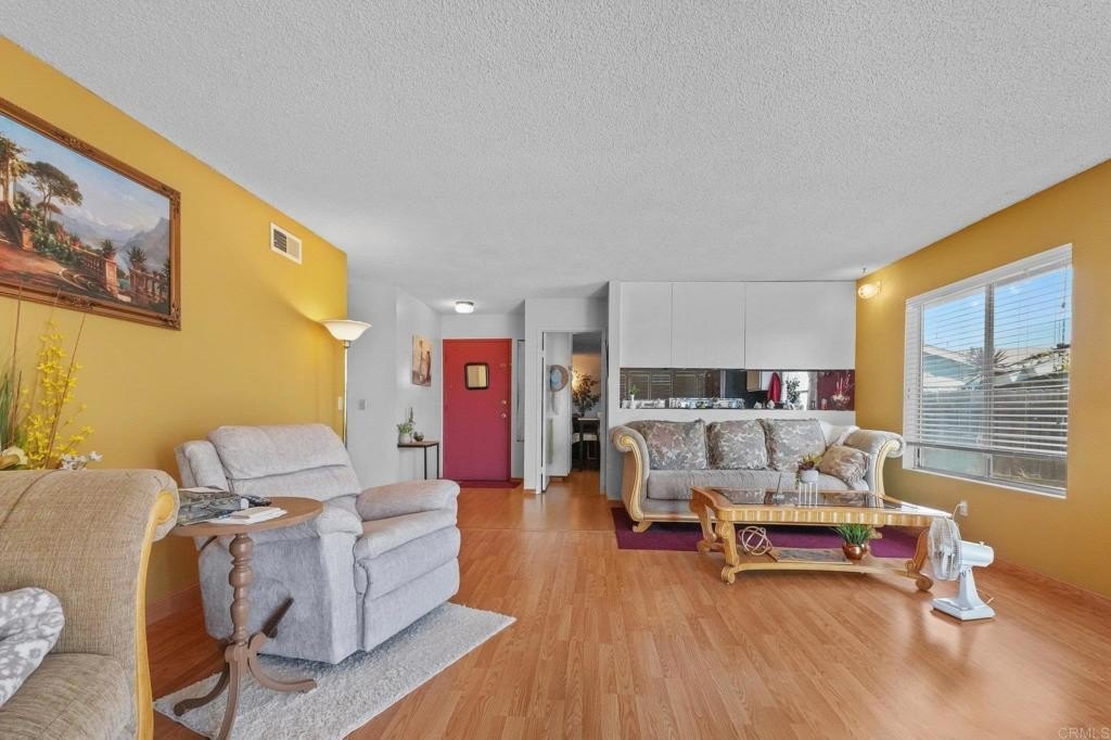 San Diego, California, 92139, United States, 3 Bedrooms Bedrooms, ,2 BathroomsBathrooms,Residential,For Sale,1933345