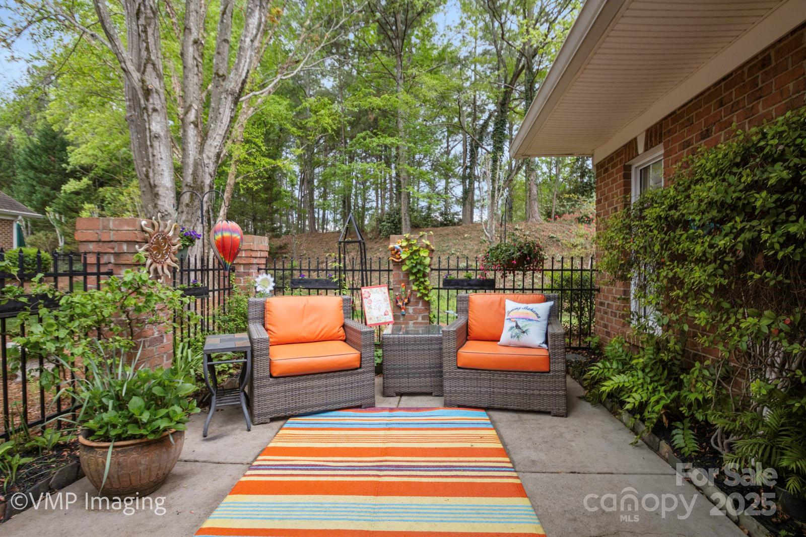 Charlotte, North Carolina, 28277, United States, 2 Bedrooms Bedrooms, ,2 BathroomsBathrooms,Residential,For Sale,1767895