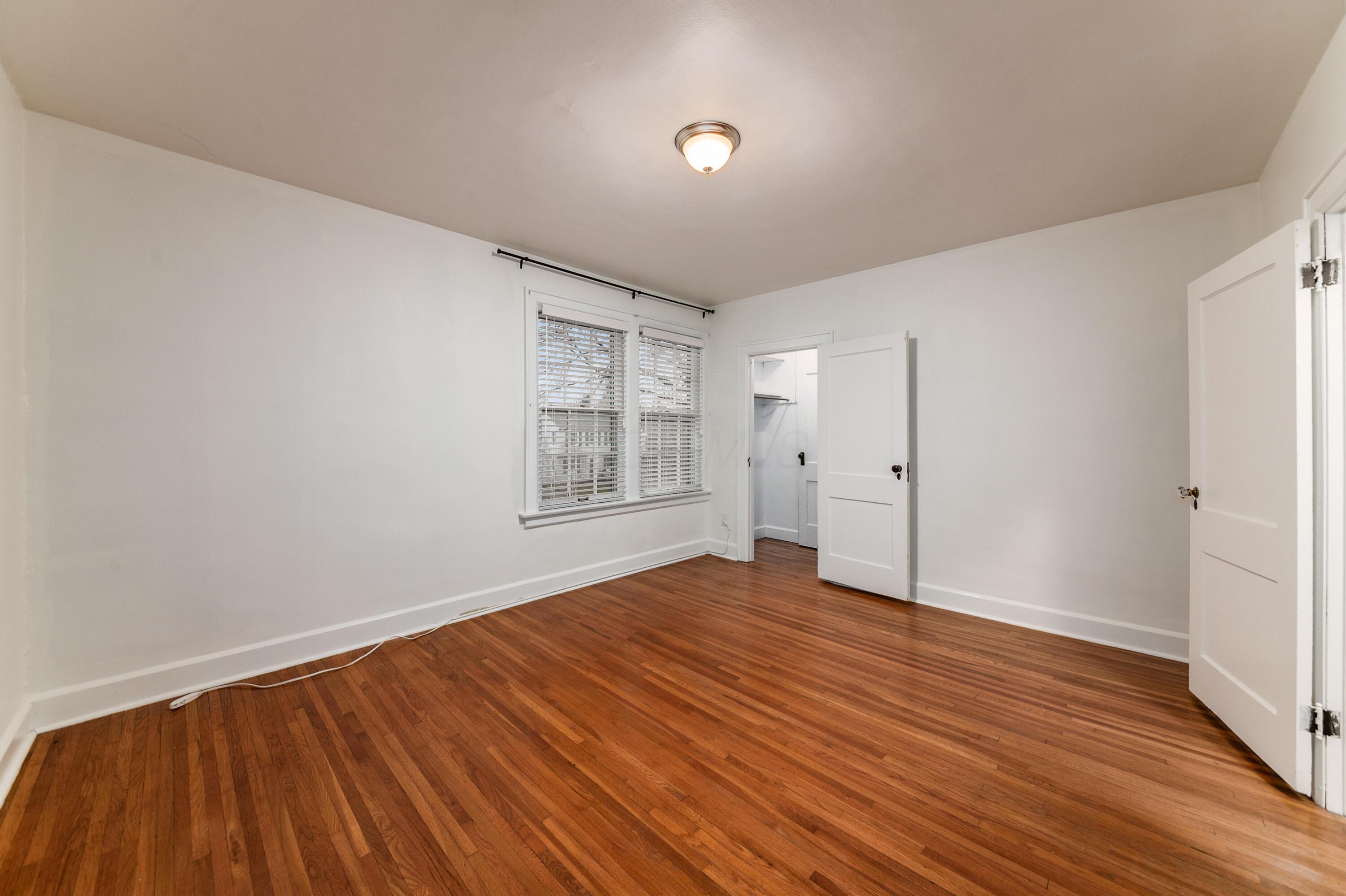 Columbus, Ohio, 43214, United States, 4 Bedrooms Bedrooms, ,3 BathroomsBathrooms,Residential,For Sale,1996077