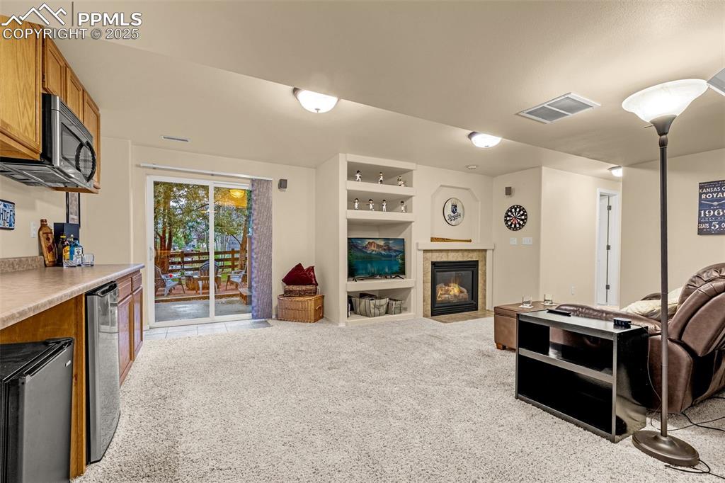 Monument, Colorado, 80132, United States, 5 Bedrooms Bedrooms, ,4 BathroomsBathrooms,Residential,For Sale,1988171