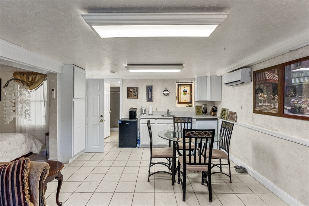 Plymouth, Massachusetts, 02360, United States, 3 Bedrooms Bedrooms, ,4 BathroomsBathrooms,Residential,For Sale,1994439