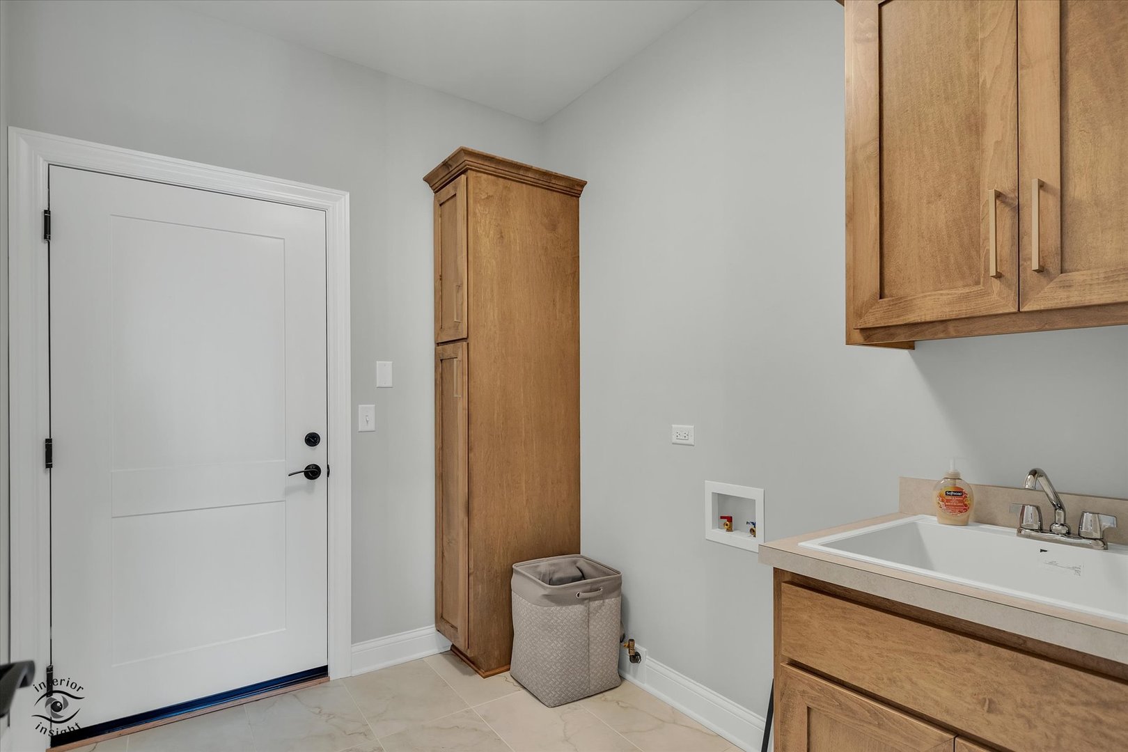 Frankfort, Illinois, 60423, United States, 2 Bedrooms Bedrooms, ,2 BathroomsBathrooms,Residential,For Sale,1977047