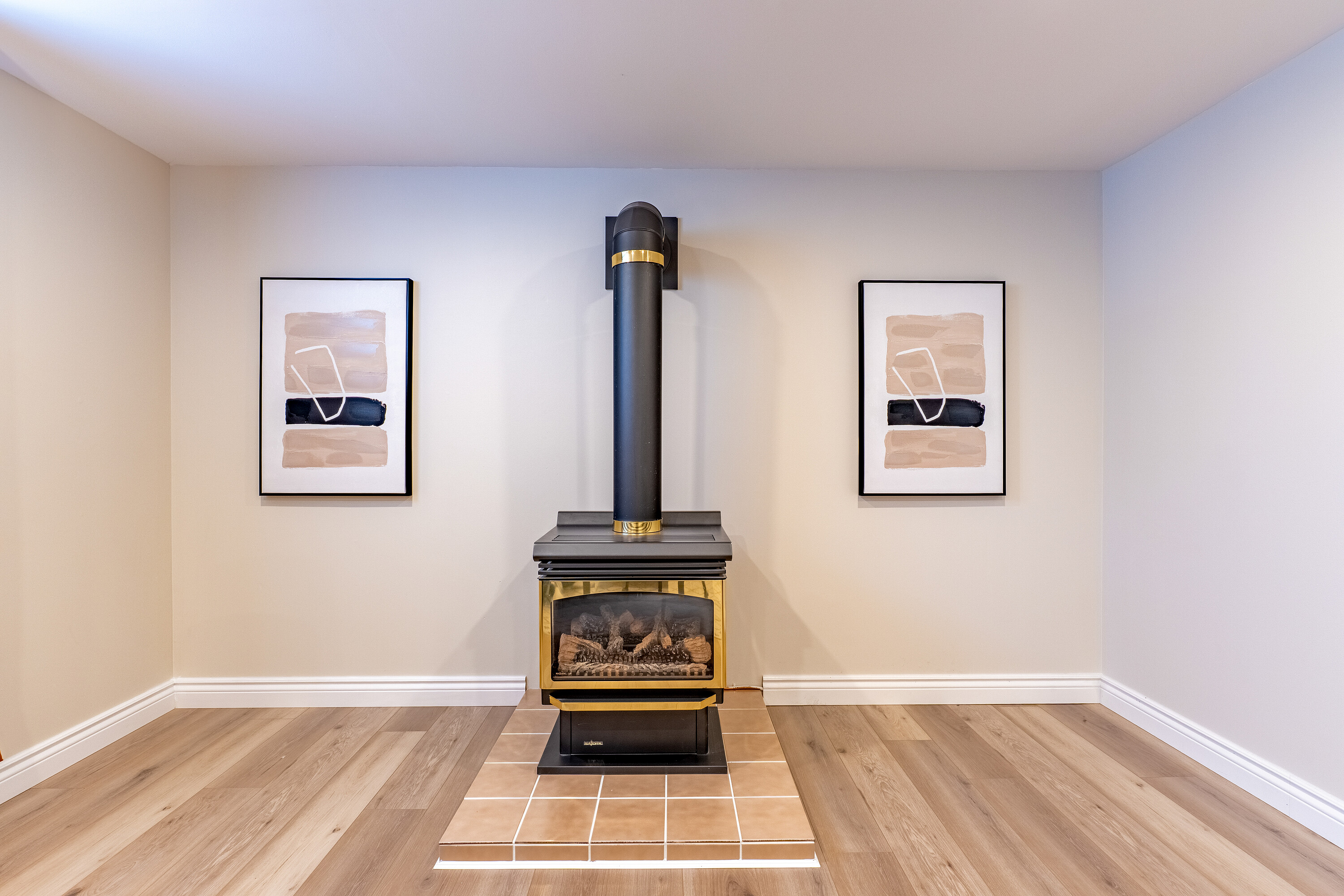  Raised Bungalow with Pool - 物件實景