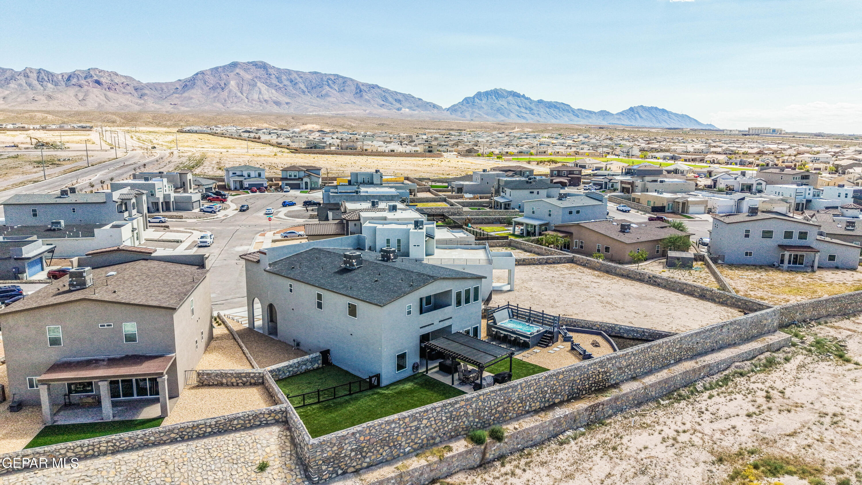 El Paso, Texas, 79911, United States, 5 Bedrooms Bedrooms, ,4 BathroomsBathrooms,Residential,For Sale,1969245