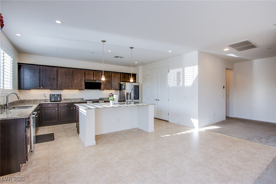 Las Vegas, Nevada, 89113, United States, 5 Bedrooms Bedrooms, ,1 BathroomBathrooms,Residential,For Sale,1836306