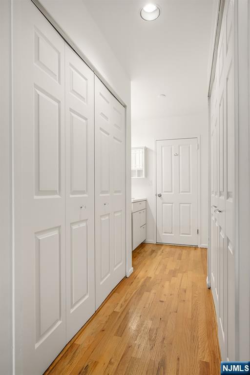 Weehawken, New Jersey, 07086, United States, 1 Bedroom Bedrooms, ,1 BathroomBathrooms,Residential,For Sale,1967965