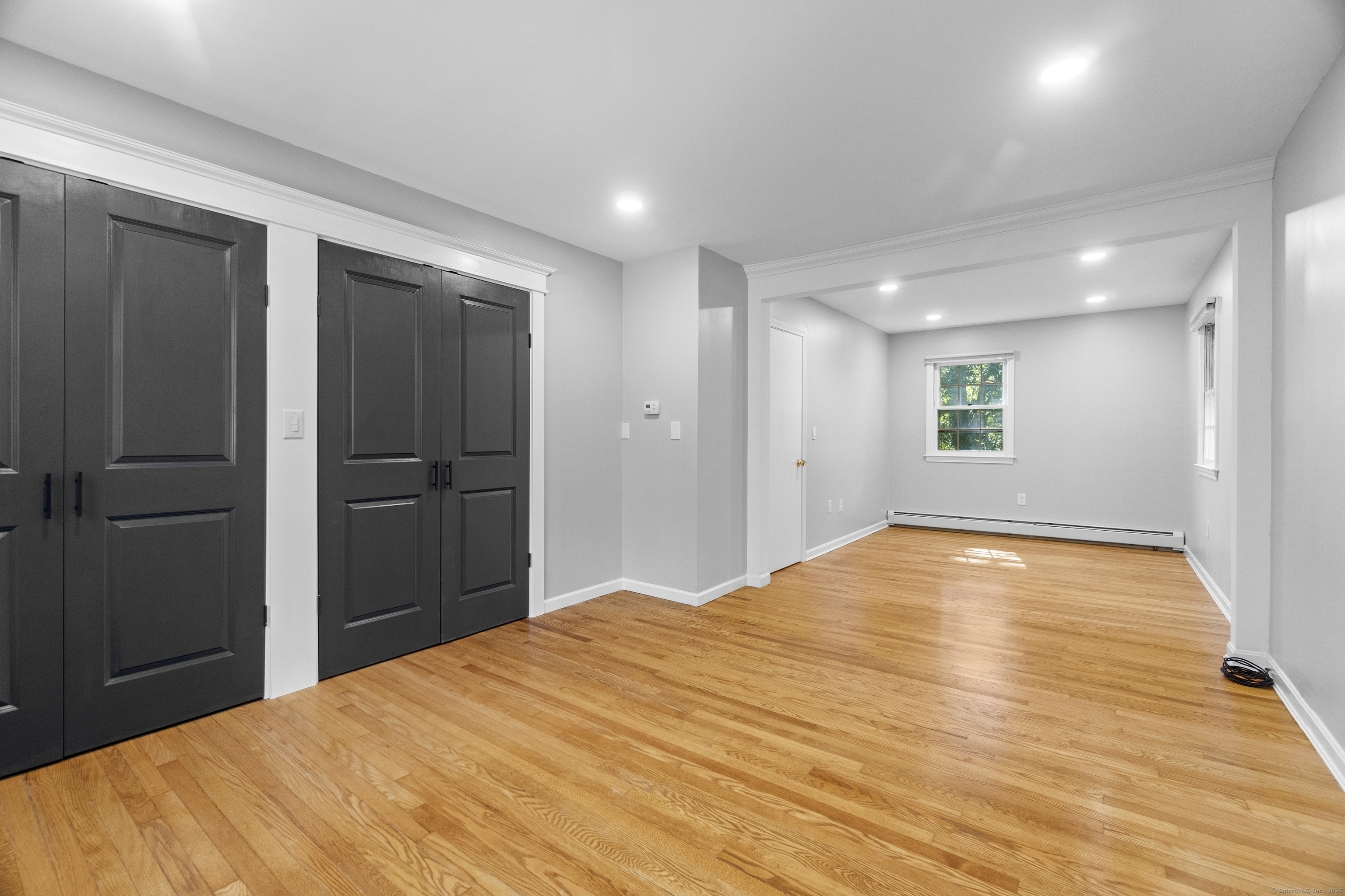 Old Lyme, Connecticut, 06371, United States, 4 Bedrooms Bedrooms, ,2 BathroomsBathrooms,Residential,For Sale,1901139