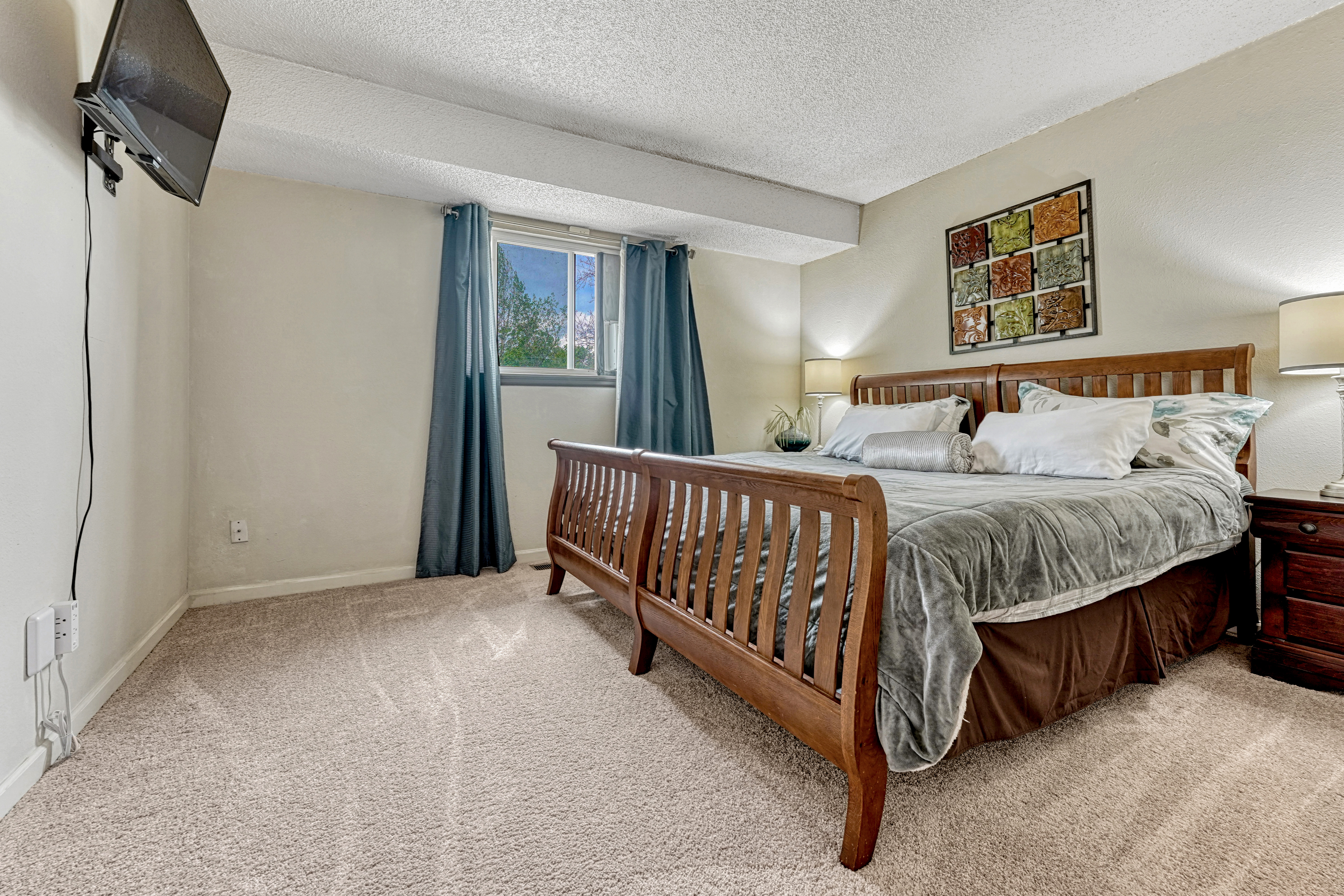  Move-In Ready Ranch Home with 6 Bedrooms in Southburough - 物件實景