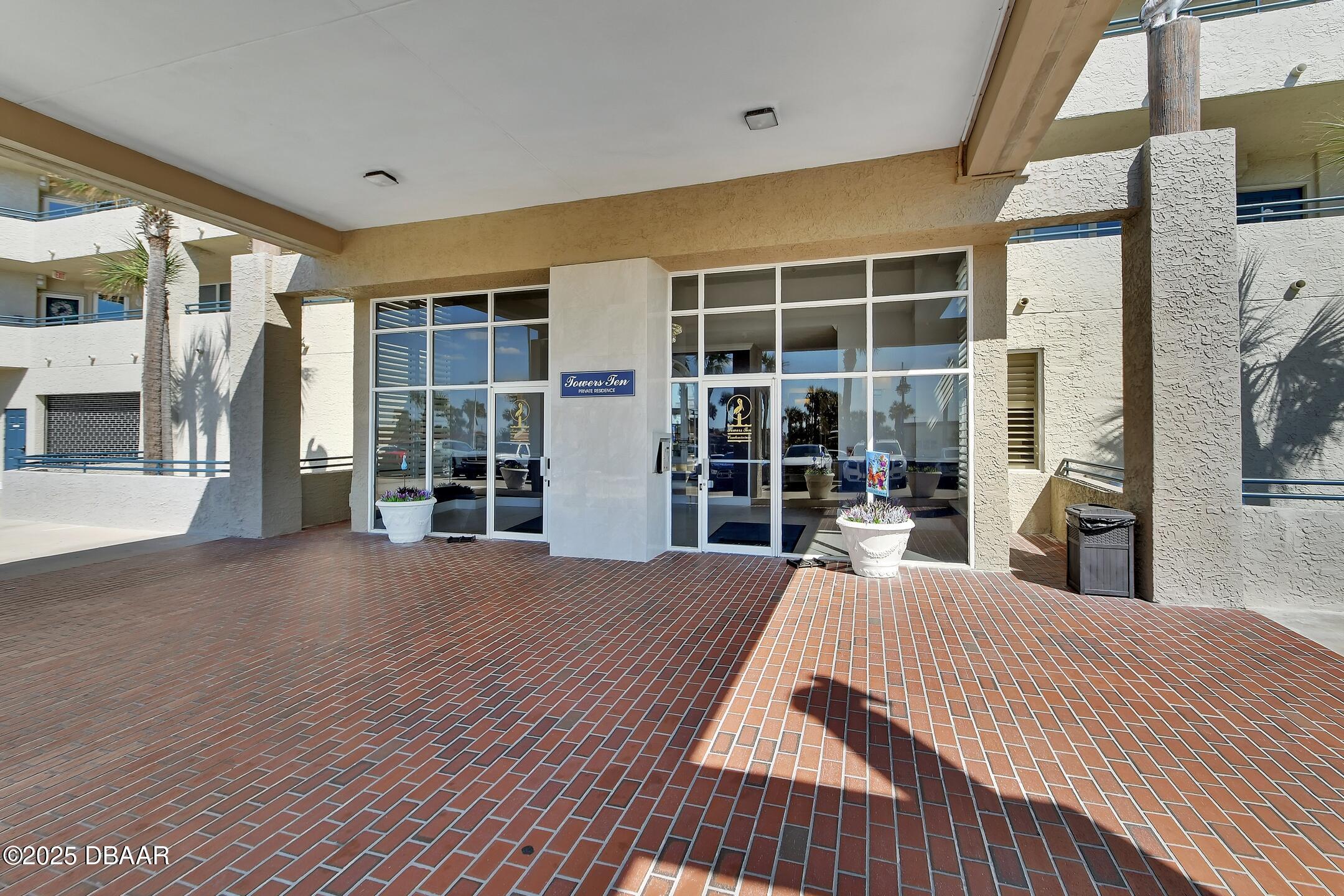 Daytona Beach, Florida, 32118, United States, 3 Bedrooms Bedrooms, ,3 BathroomsBathrooms,Residential,For Sale,1737789