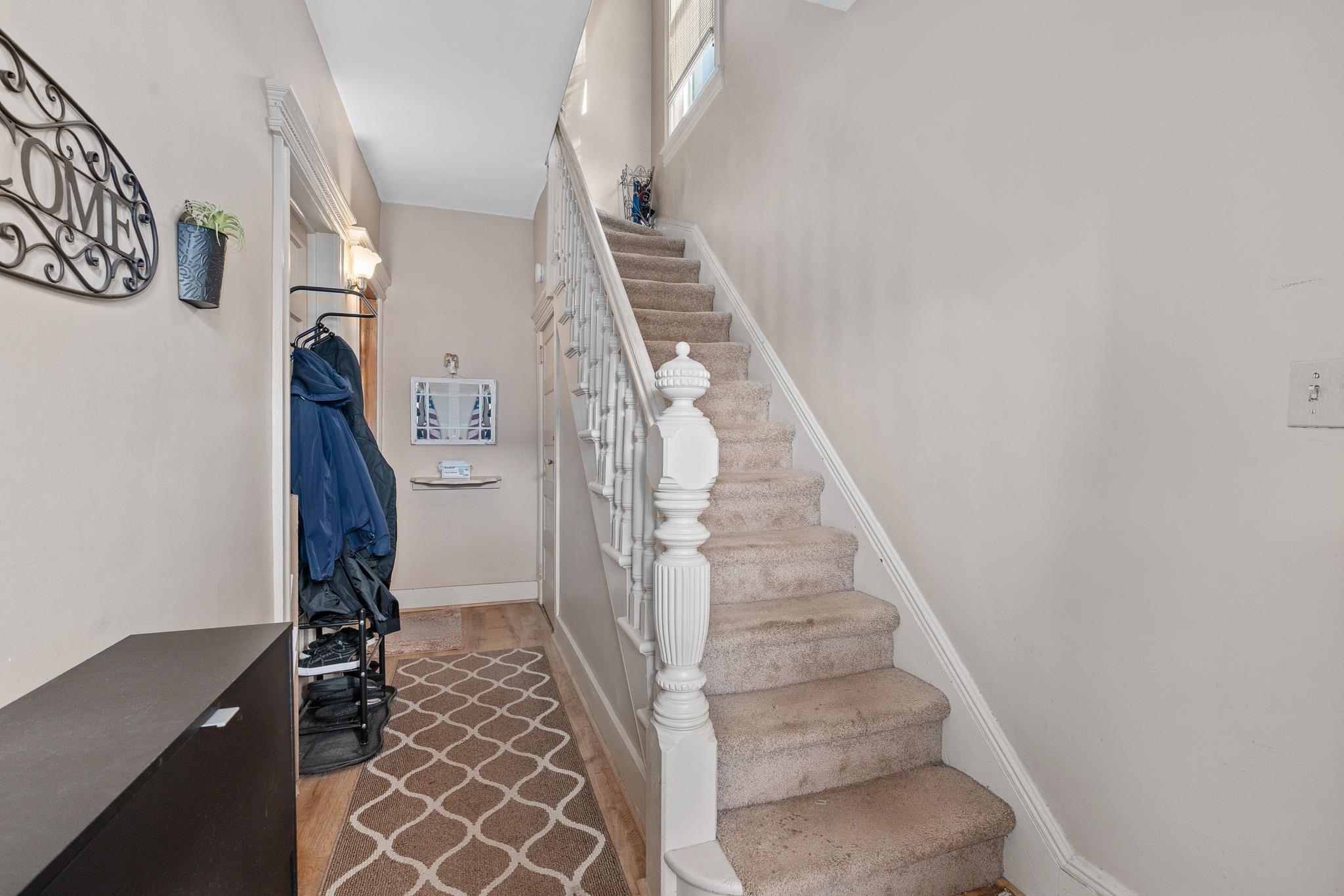 Secaucus, New Jersey, 08094, United States, 3 Bedrooms Bedrooms, ,3 BathroomsBathrooms,Residential,For Sale,1991974