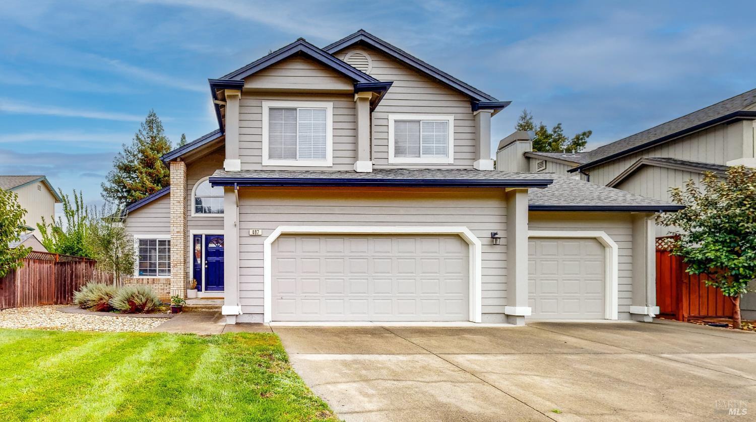 Santa Rosa, California, 95403, United States, 3 Bedrooms Bedrooms, ,3 BathroomsBathrooms,Residential,For Sale,1979353