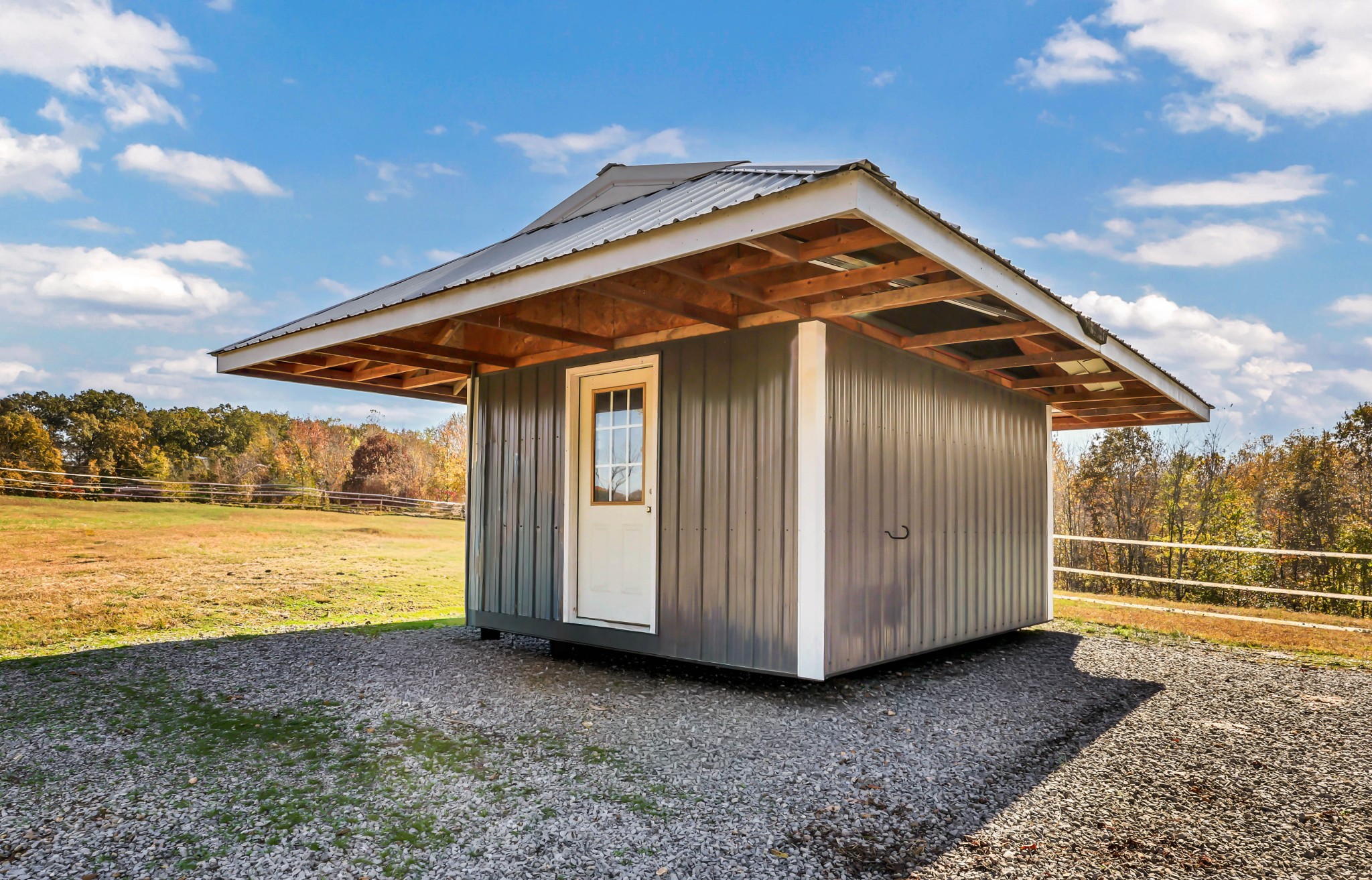 Clarksville, Tennessee, 37043, United States, 4 Bedrooms Bedrooms, ,4 BathroomsBathrooms,Residential,For Sale,1989948