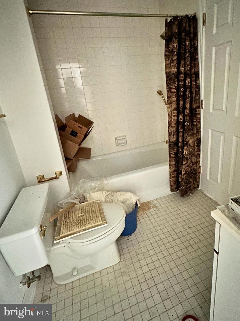 Baltimore, Maryland, 21202, United States, 3 Bedrooms Bedrooms, ,6 BathroomsBathrooms,Residential,For Sale,2002254