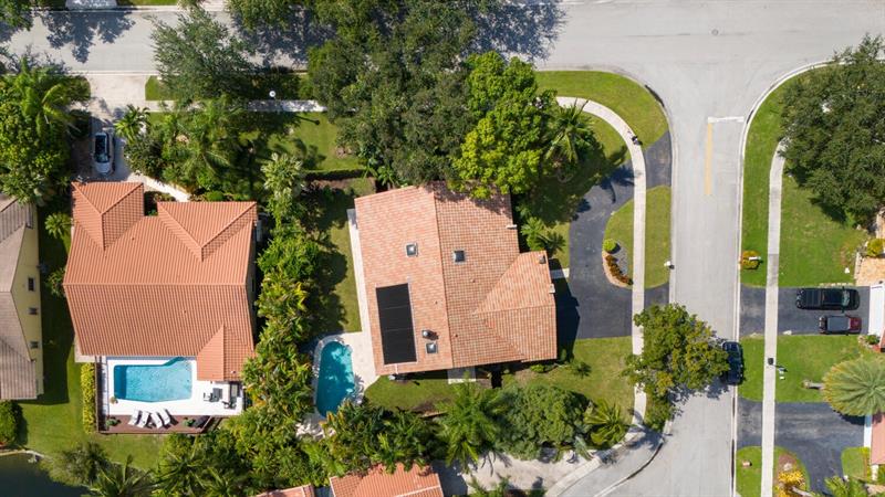 Plantation, Florida, 33322, United States, 4 Bedrooms Bedrooms, ,2 BathroomsBathrooms,Residential,For Sale,1925326