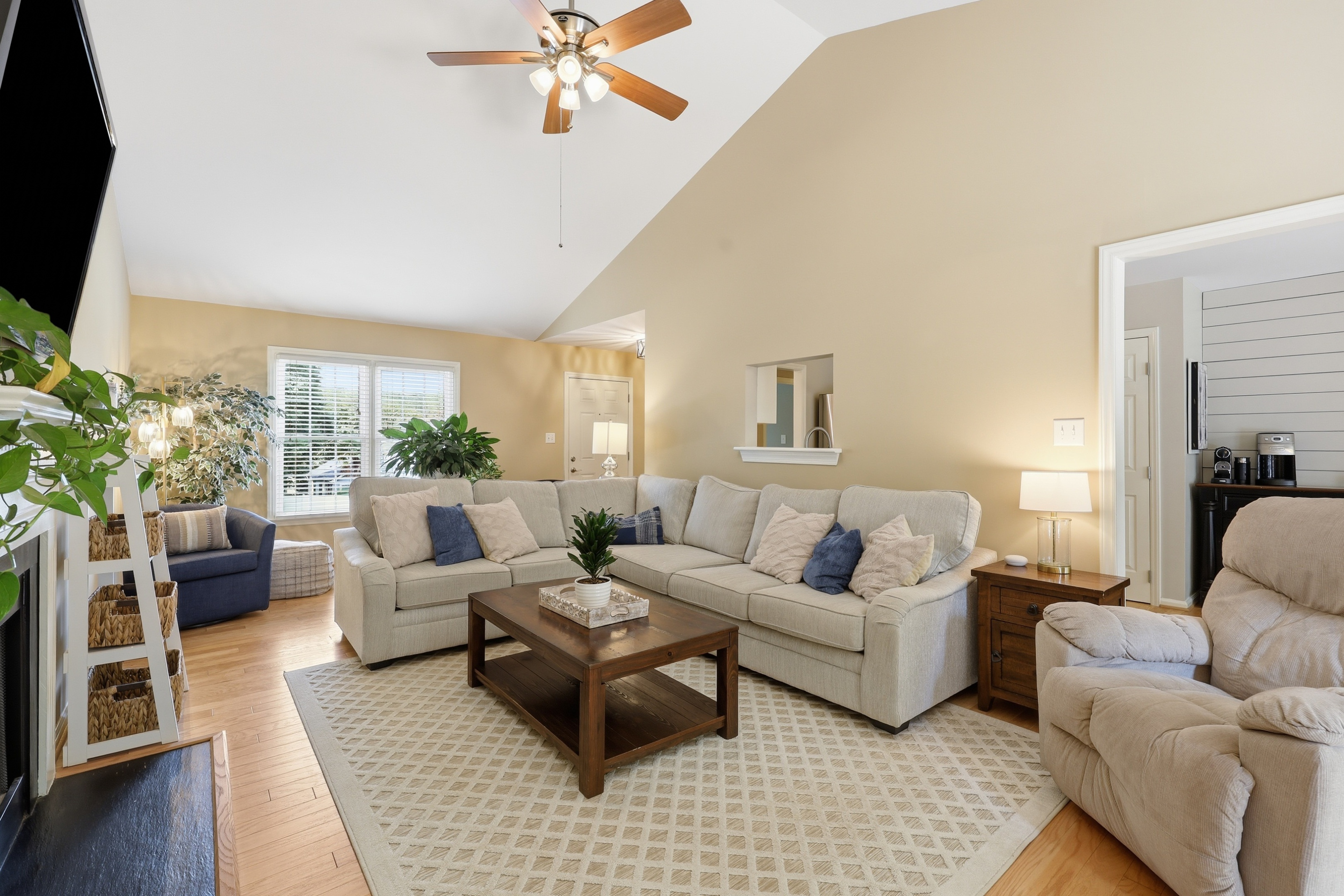  5904 Westborough Drive, Raleigh, NC 27612 - 物件實景