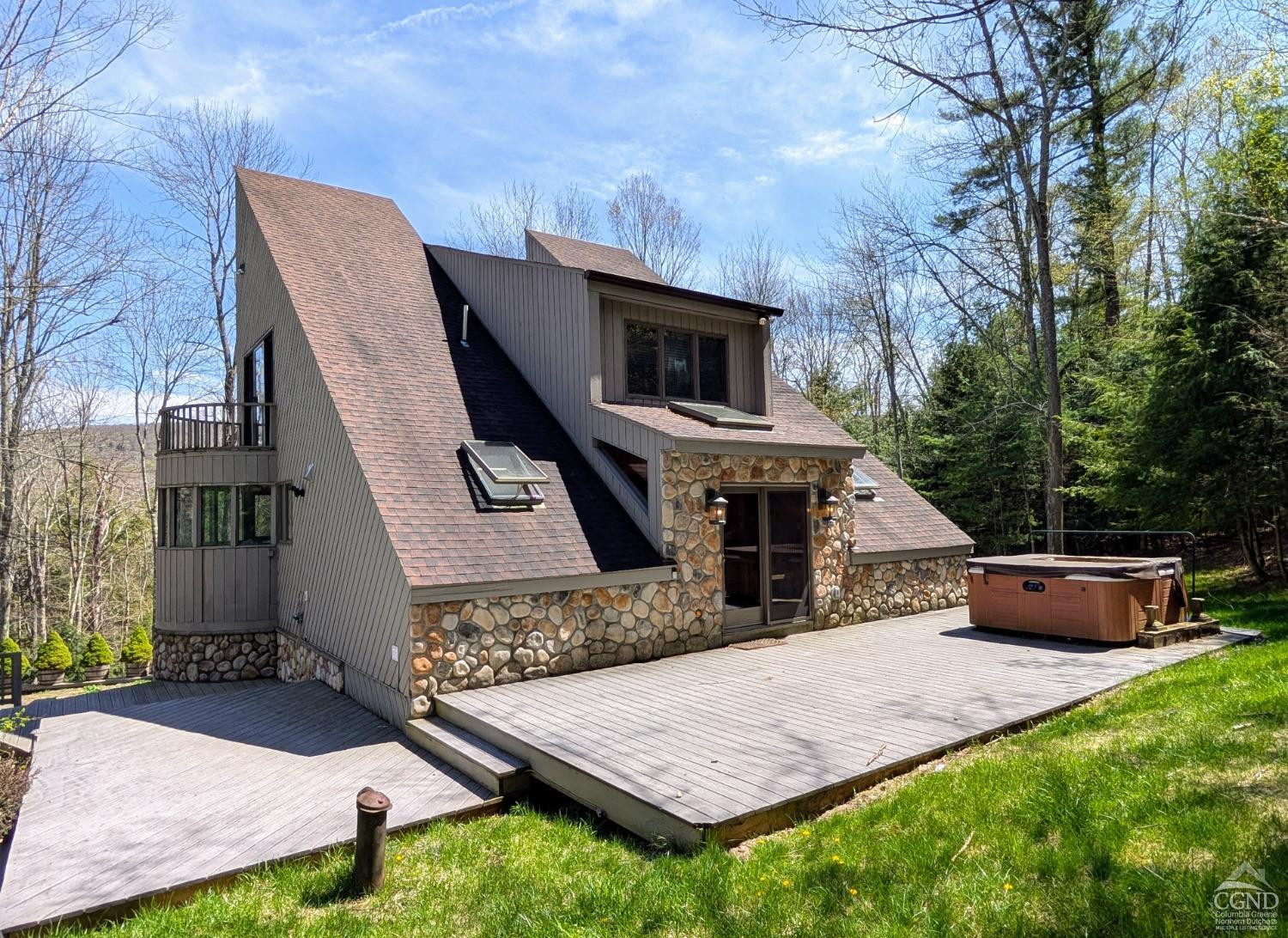 Windham, New York, 12496, United States, 4 Bedrooms Bedrooms, ,4 BathroomsBathrooms,Residential,For Sale,1794629