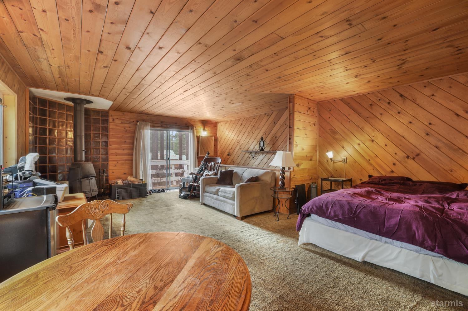 South Lake Tahoe, California, 96150, United States, 3 Bedrooms Bedrooms, ,2 BathroomsBathrooms,Residential,For Sale,2003328