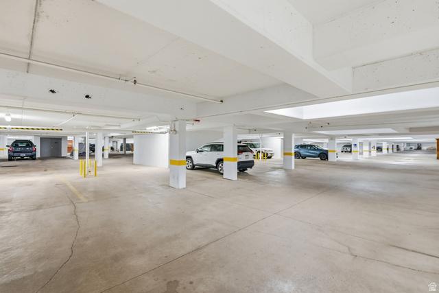 Park City, Utah, 84060, United States, 3 Bedrooms Bedrooms, ,4 BathroomsBathrooms,Residential,For Sale,1984614