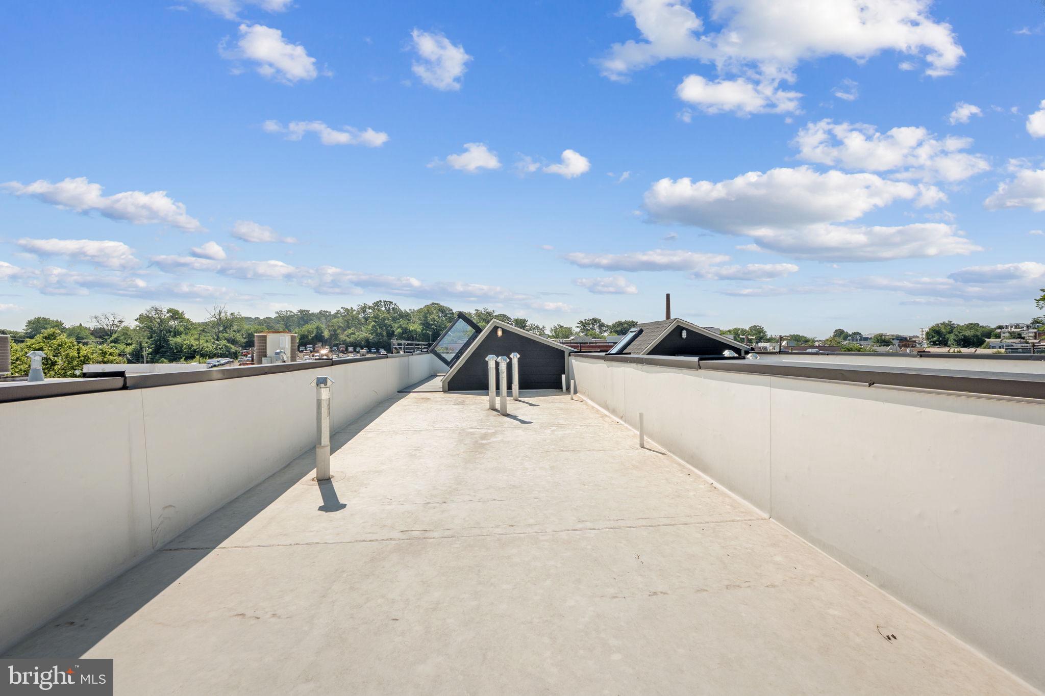 Washington, District of Columbia, 20002, United States, 3 Bedrooms Bedrooms, ,3 BathroomsBathrooms,Residential,For Sale,2000379