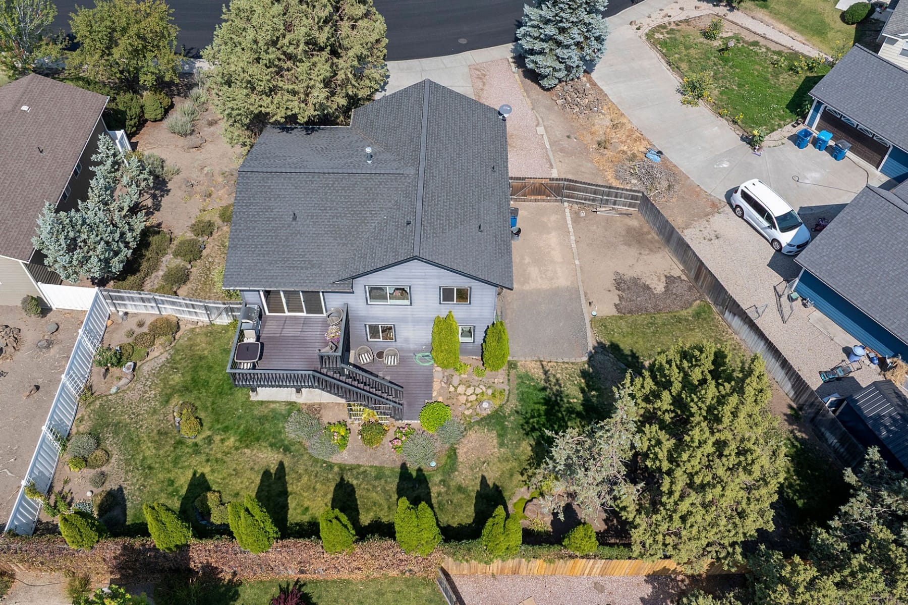  2350 SW Indian Avenue Redmond, OR 97756 - 物件實景