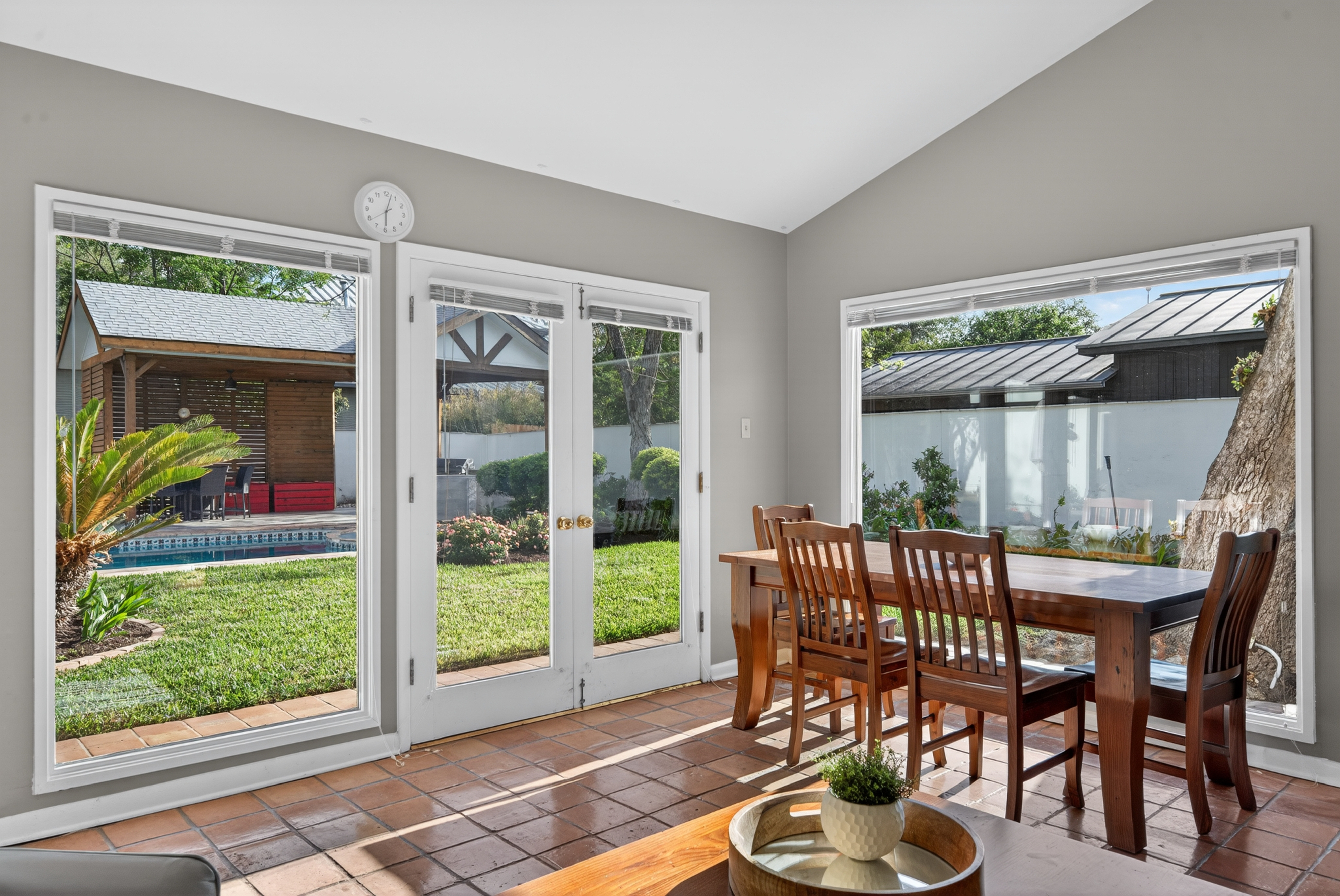  Experience Rare Privacy and Resort Style Living in Alamo Heights - 物件實景