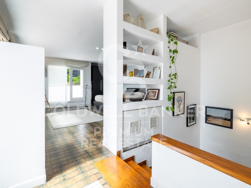 Cerdanyola del Vallès, Catalonia, ES, 4 Bedrooms Bedrooms, ,3 BathroomsBathrooms,Residential,For Sale,1856744