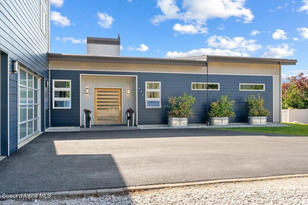 Sandpoint, Idaho, 83864, United States, 4 Bedrooms Bedrooms, ,3 BathroomsBathrooms,Residential,For Sale,1983378