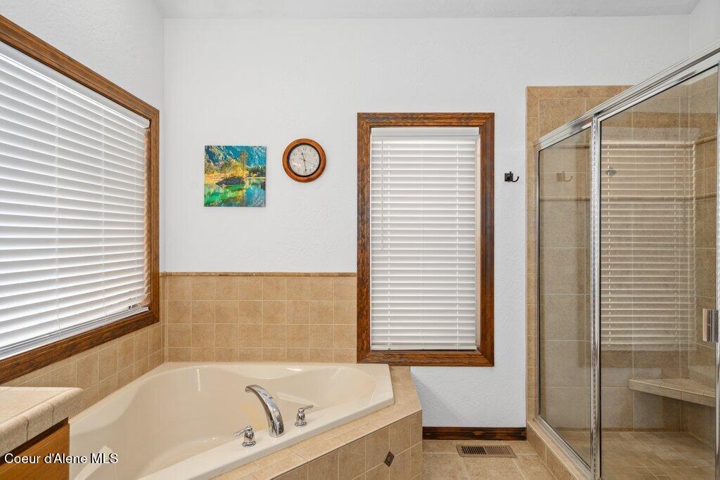 Hayden, Idaho, 83835, United States, 4 Bedrooms Bedrooms, ,3 BathroomsBathrooms,Residential,For Sale,2008091