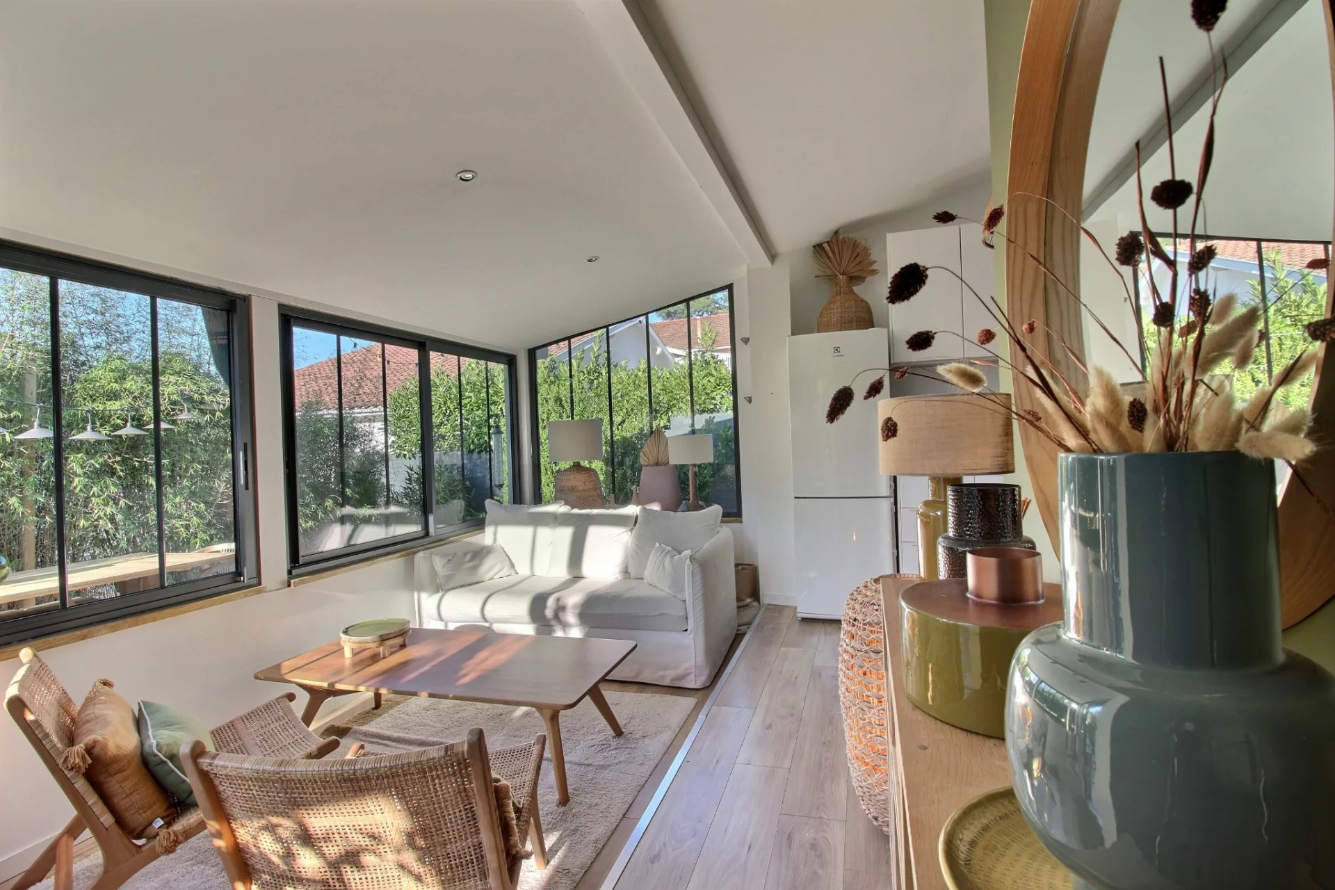 Arcachon, New Aquitaine, 33120, FR, 2 Bedrooms Bedrooms, ,1 BathroomBathrooms,Residential,For Sale,1684392