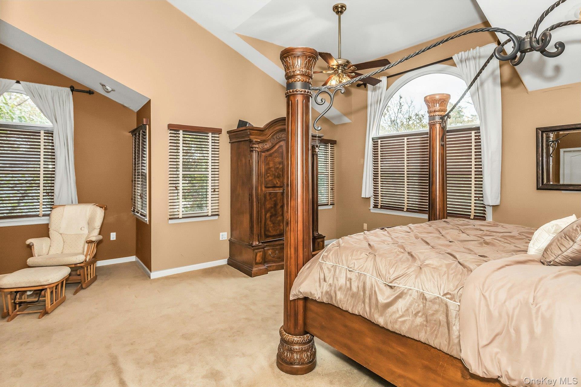 Northport, New York, 11768, United States, 4 Bedrooms Bedrooms, ,3 BathroomsBathrooms,Residential,For Sale,1988277