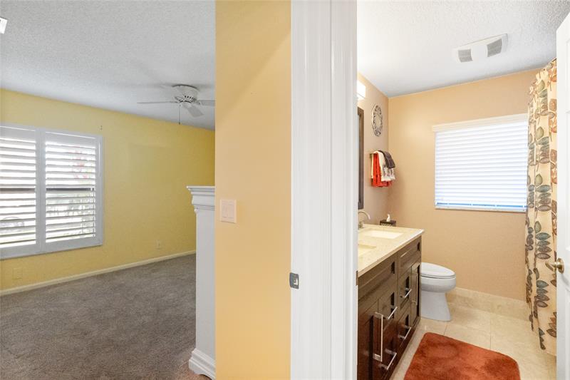 Plantation, Florida, 33322, United States, 4 Bedrooms Bedrooms, ,2 BathroomsBathrooms,Residential,For Sale,1829242