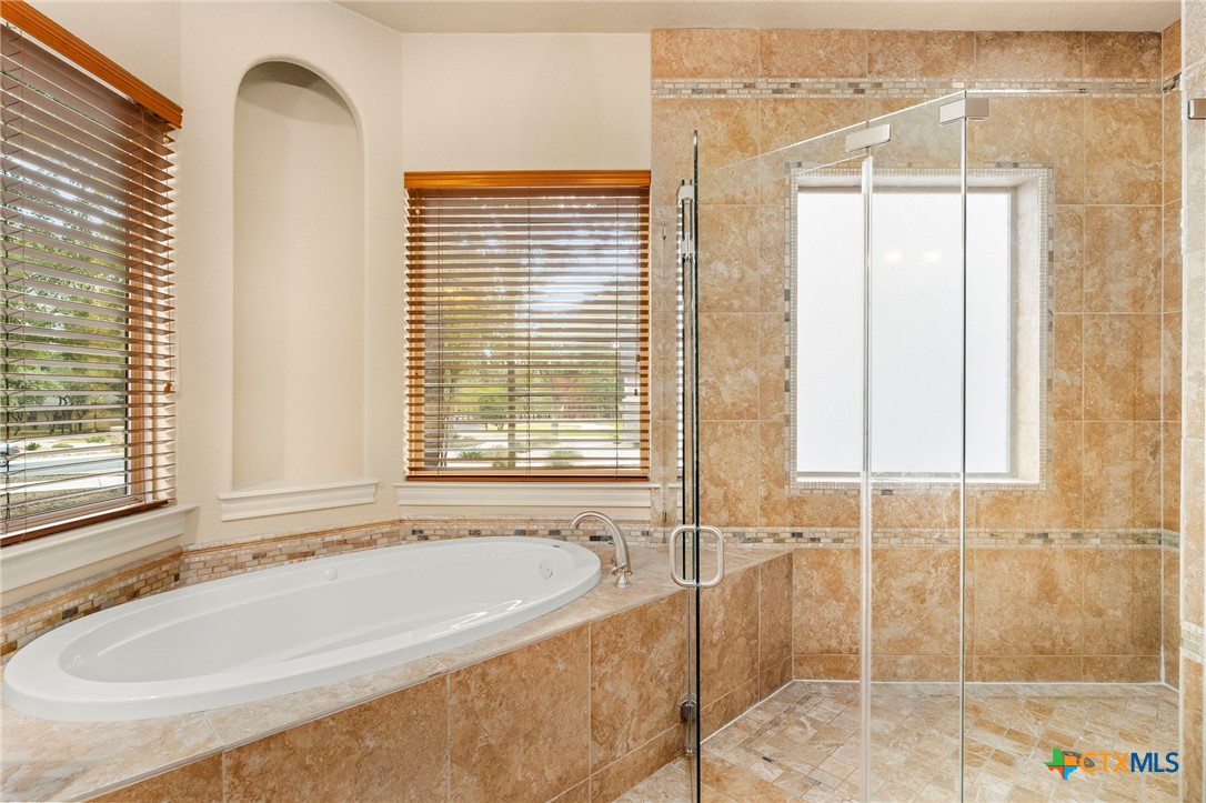 San Antonio, Texas, 78266, United States, 3 Bedrooms Bedrooms, ,3 BathroomsBathrooms,Residential,For Sale,1918081