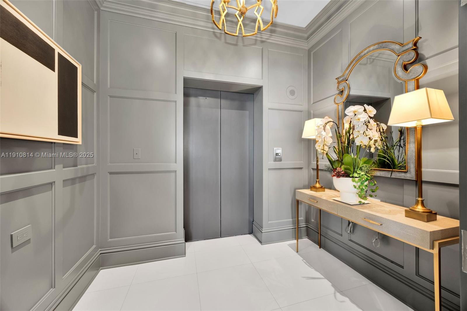 Coral Gables, Florida, 33133, United States, 3 Bedrooms Bedrooms, ,4 BathroomsBathrooms,Residential,For Sale,1989420