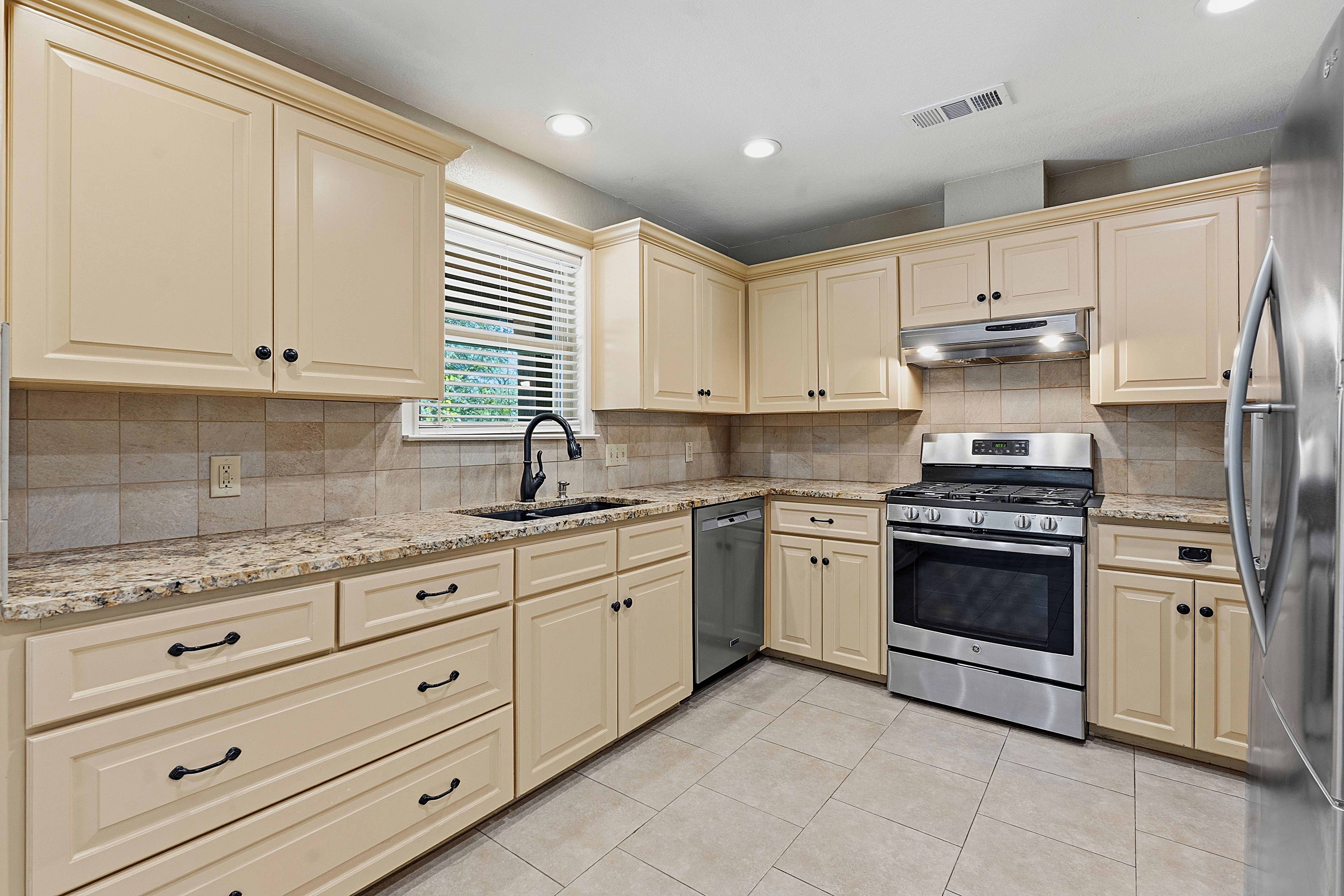  Updated Georgetown Home on 1/3 Acre with no HOA - 物件實景
