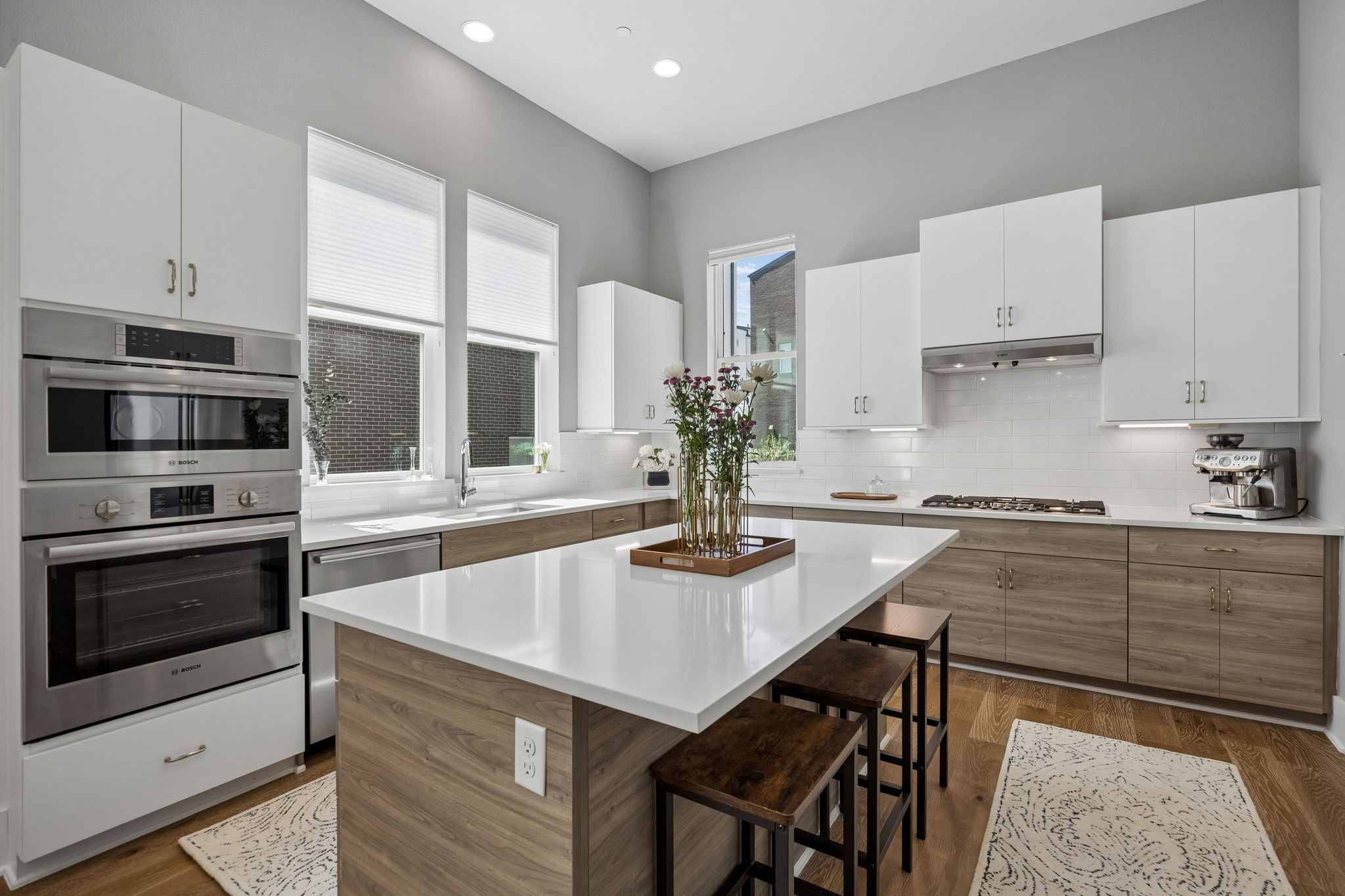  381 E. Greenbriar Lane #1001 - 物件實景